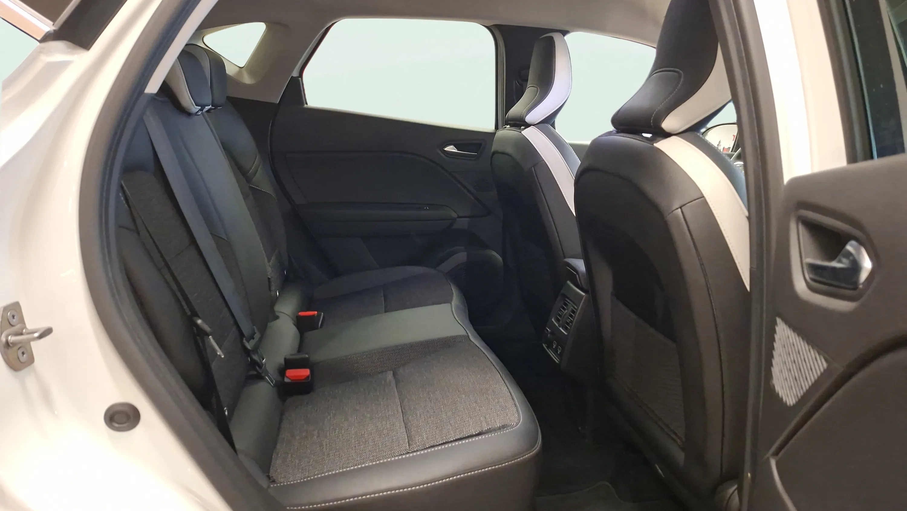 Mitsubishi ASX 160 HEV Kaiteki - foto 12