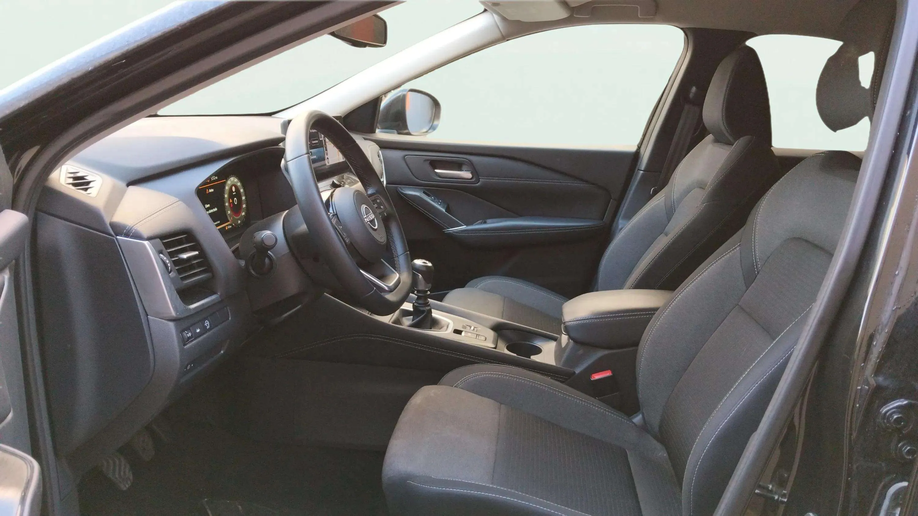 Nissan Qashqai DIG-T mHEV 4x2 Acenta - foto 7
