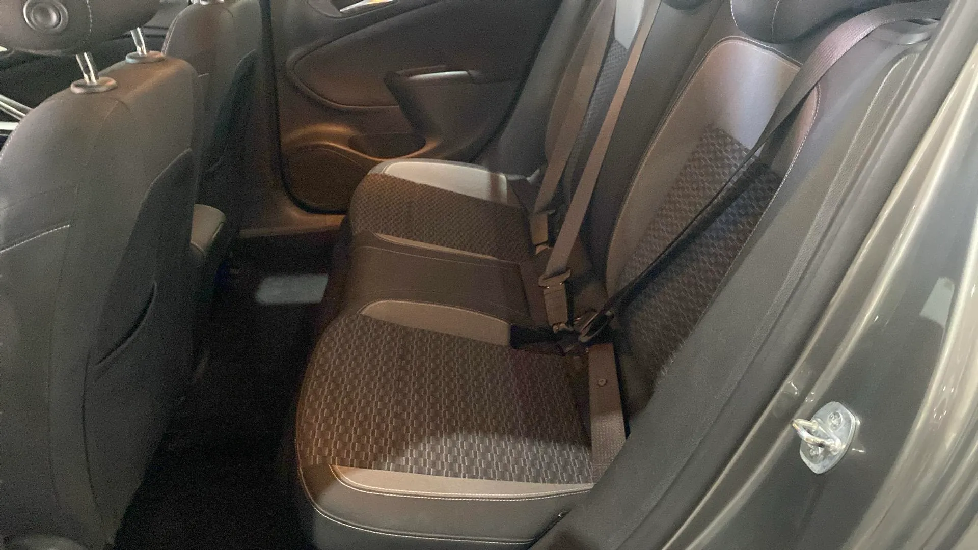 Opel Astra 1.2T SHT Business Elegance - foto 14