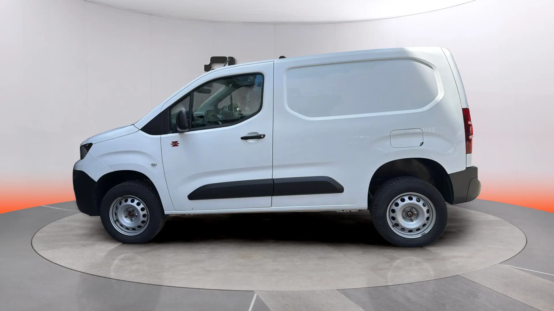 Peugeot Partner 4x4 Dangel Standard 600kgs BlueHDi - foto 4