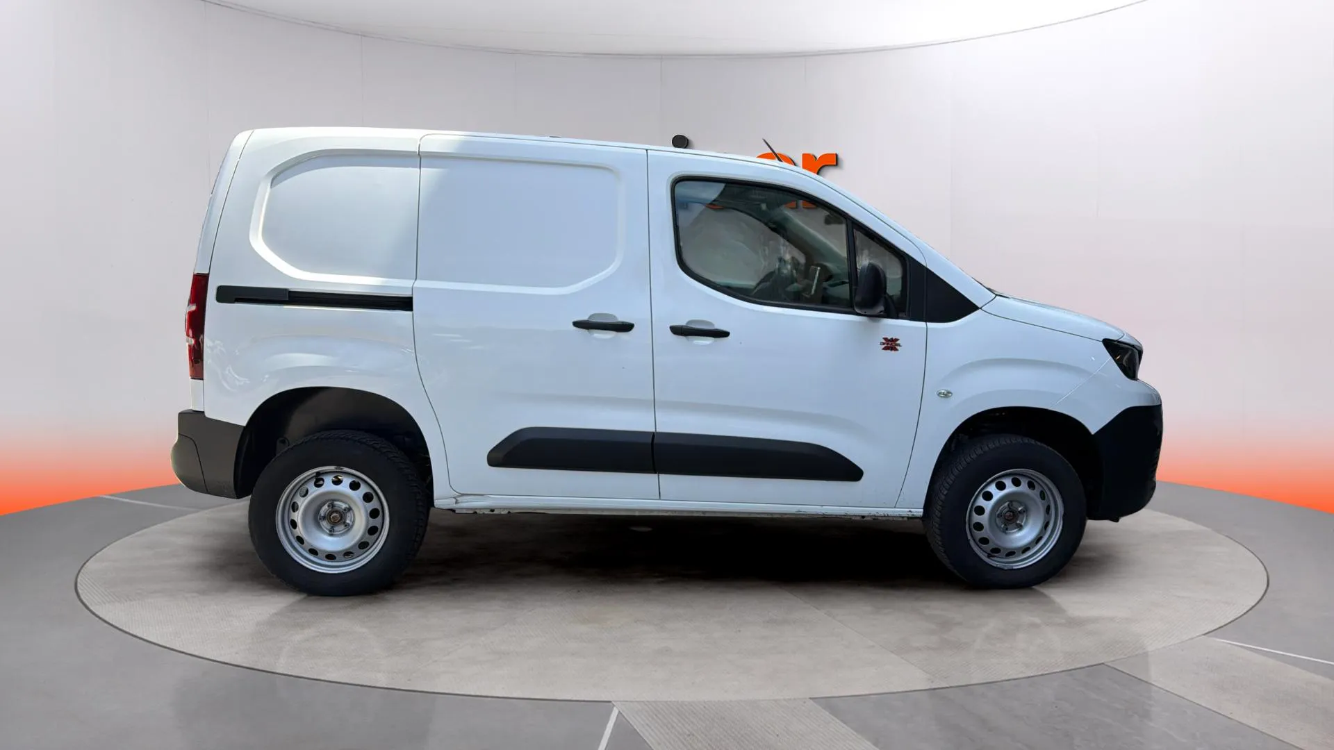 Peugeot Partner 4x4 Dangel Standard 600kgs BlueHDi - foto 5
