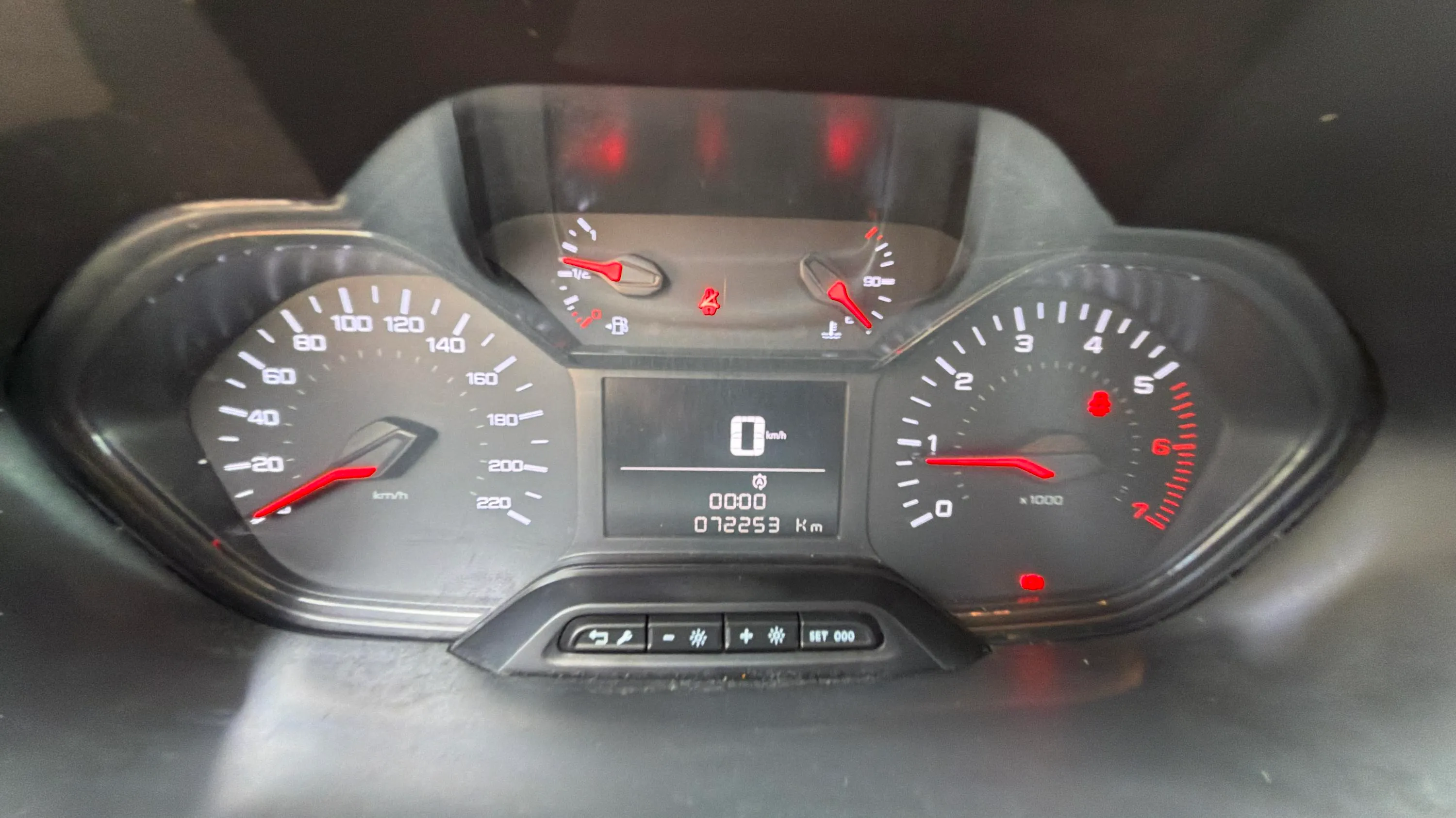 Peugeot Partner 4x4 Dangel Standard 600kgs BlueHDi - foto 14