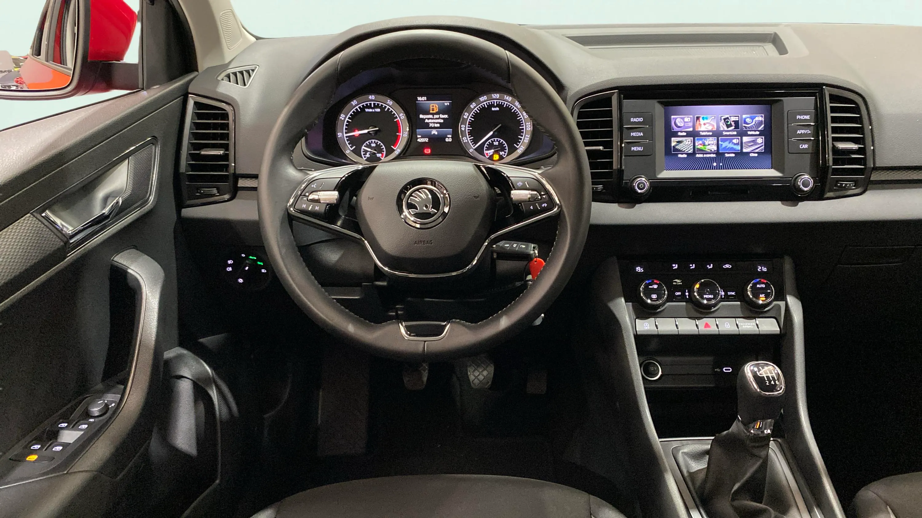 Škoda Karoq 1.0 TSI Ambition - foto 15
