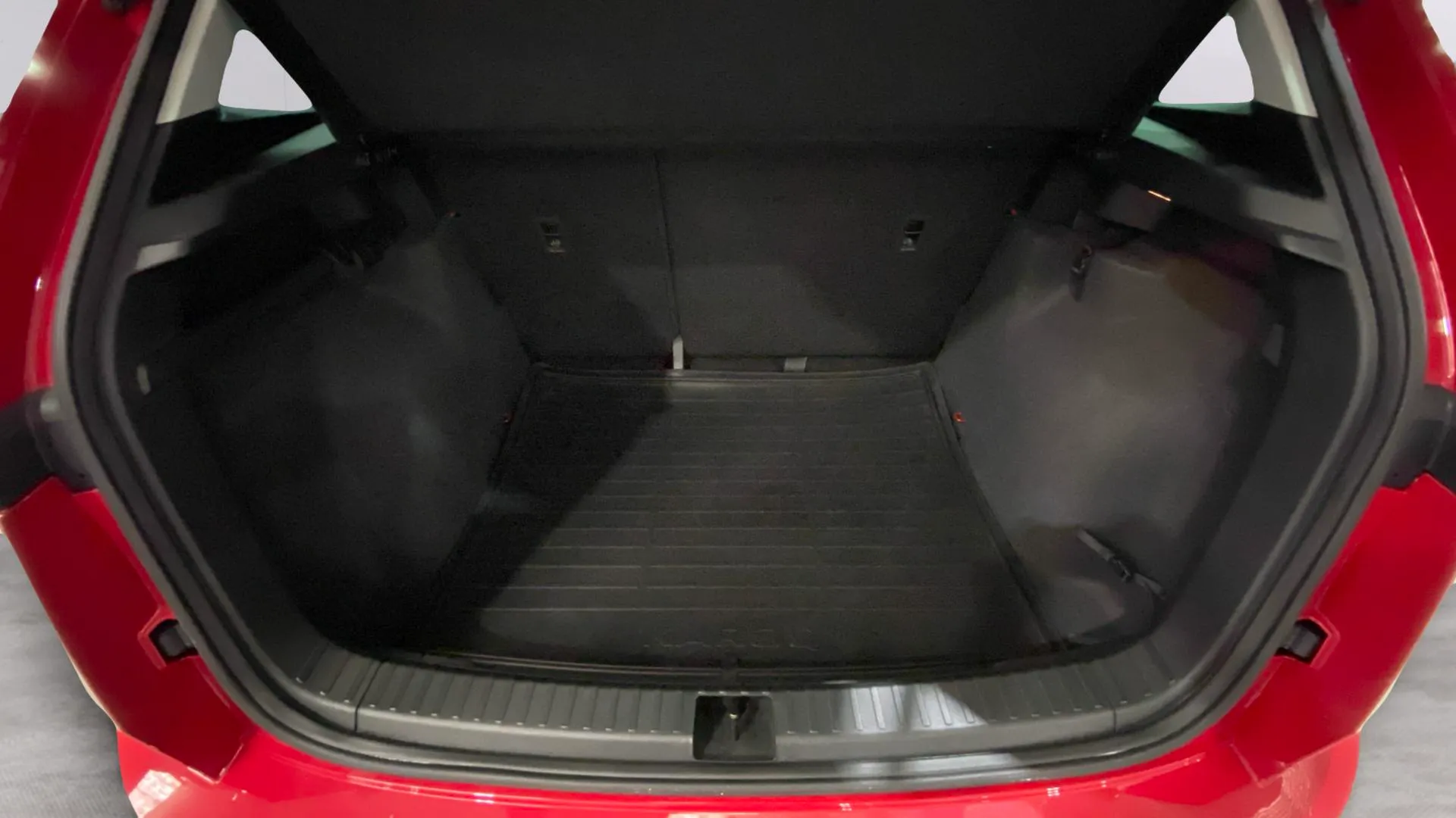 Škoda Karoq 1.0 TSI Ambition - foto 9