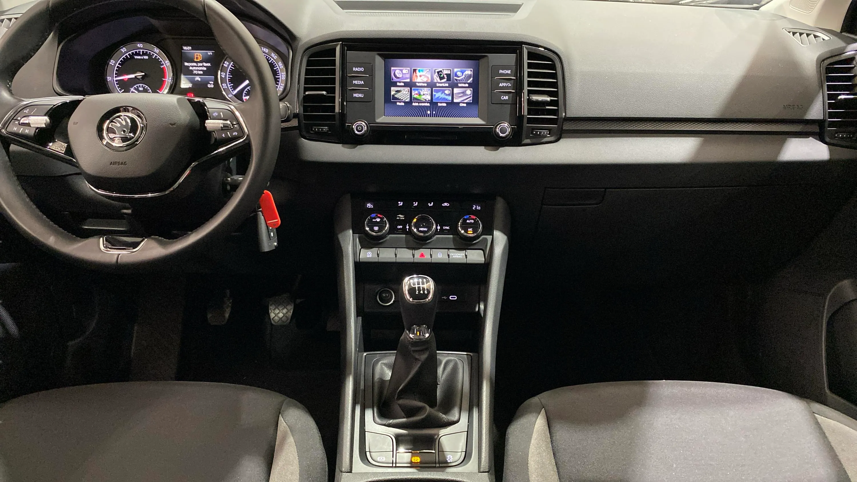 Škoda Karoq 1.0 TSI Ambition - foto 23