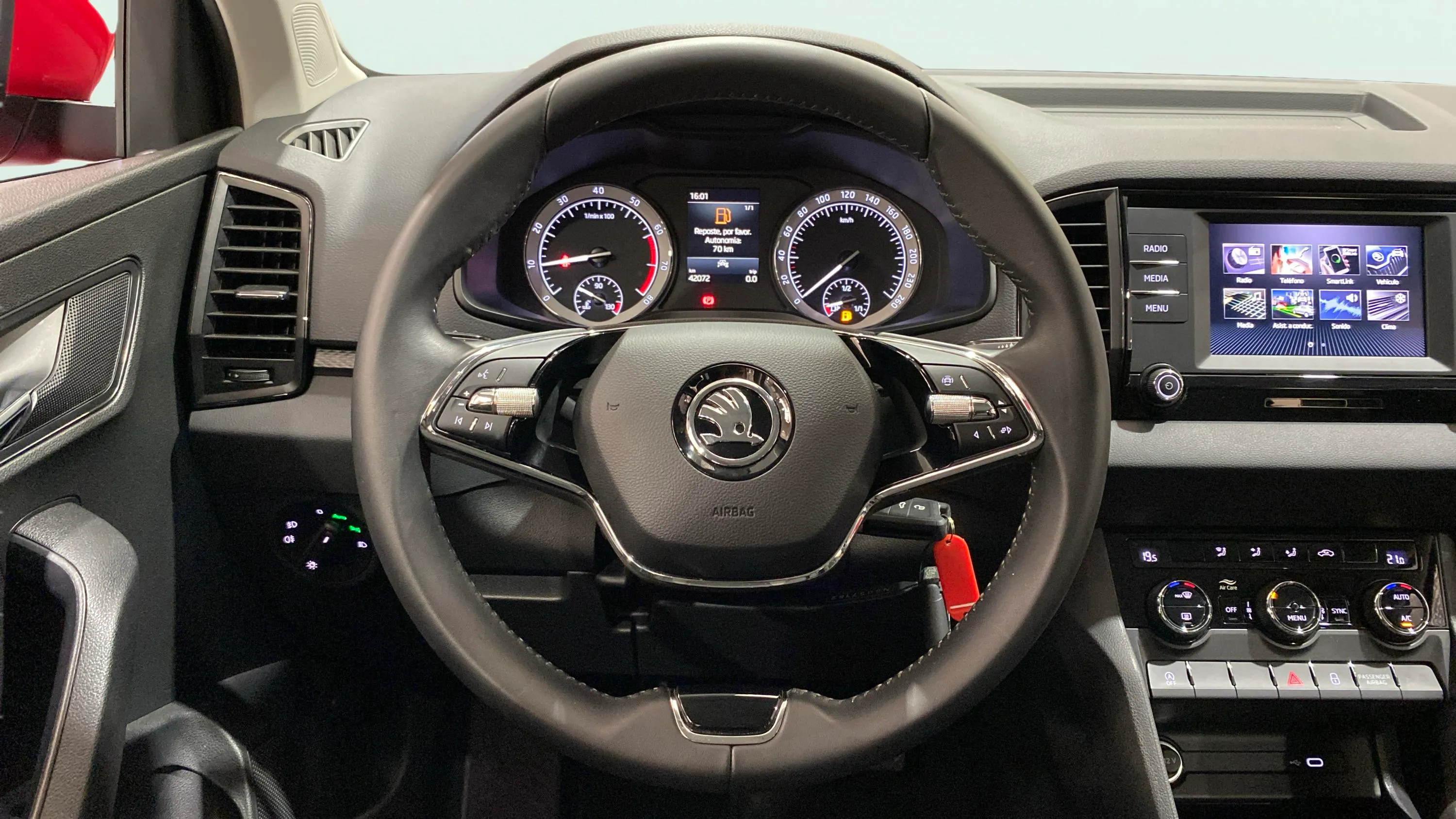 Škoda Karoq 1.0 TSI Ambition - foto 18