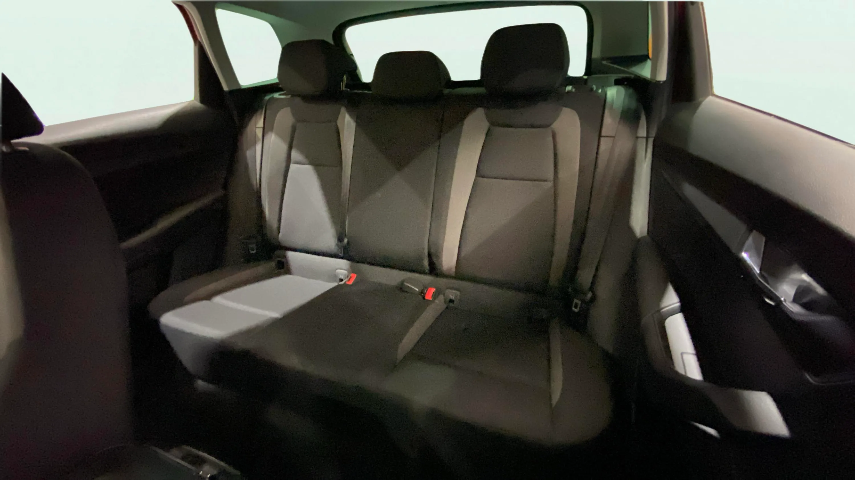 Škoda Karoq 1.0 TSI Ambition - foto 12