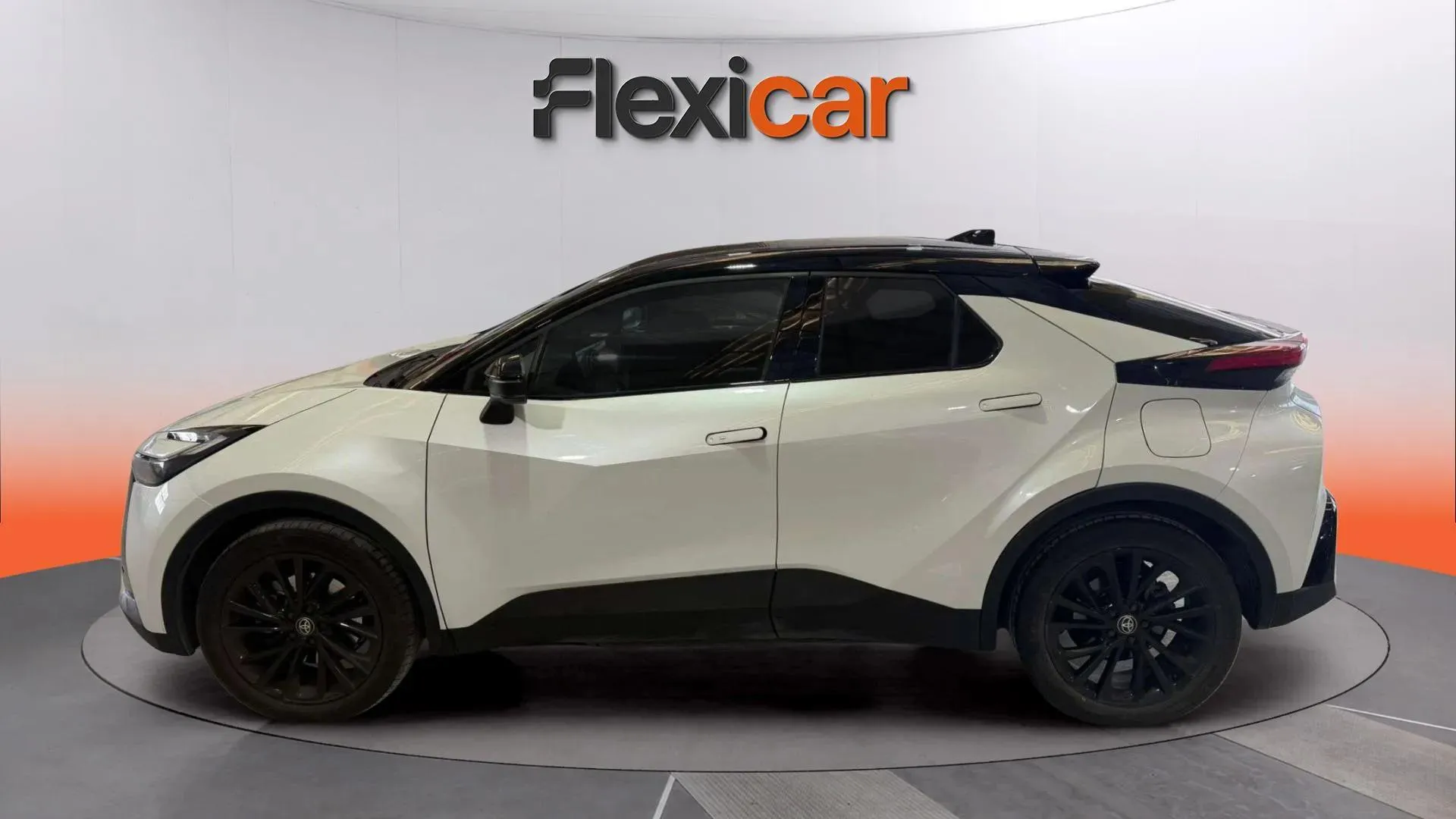 Toyota C-HR 2.0 220PH GR Sport - foto 3