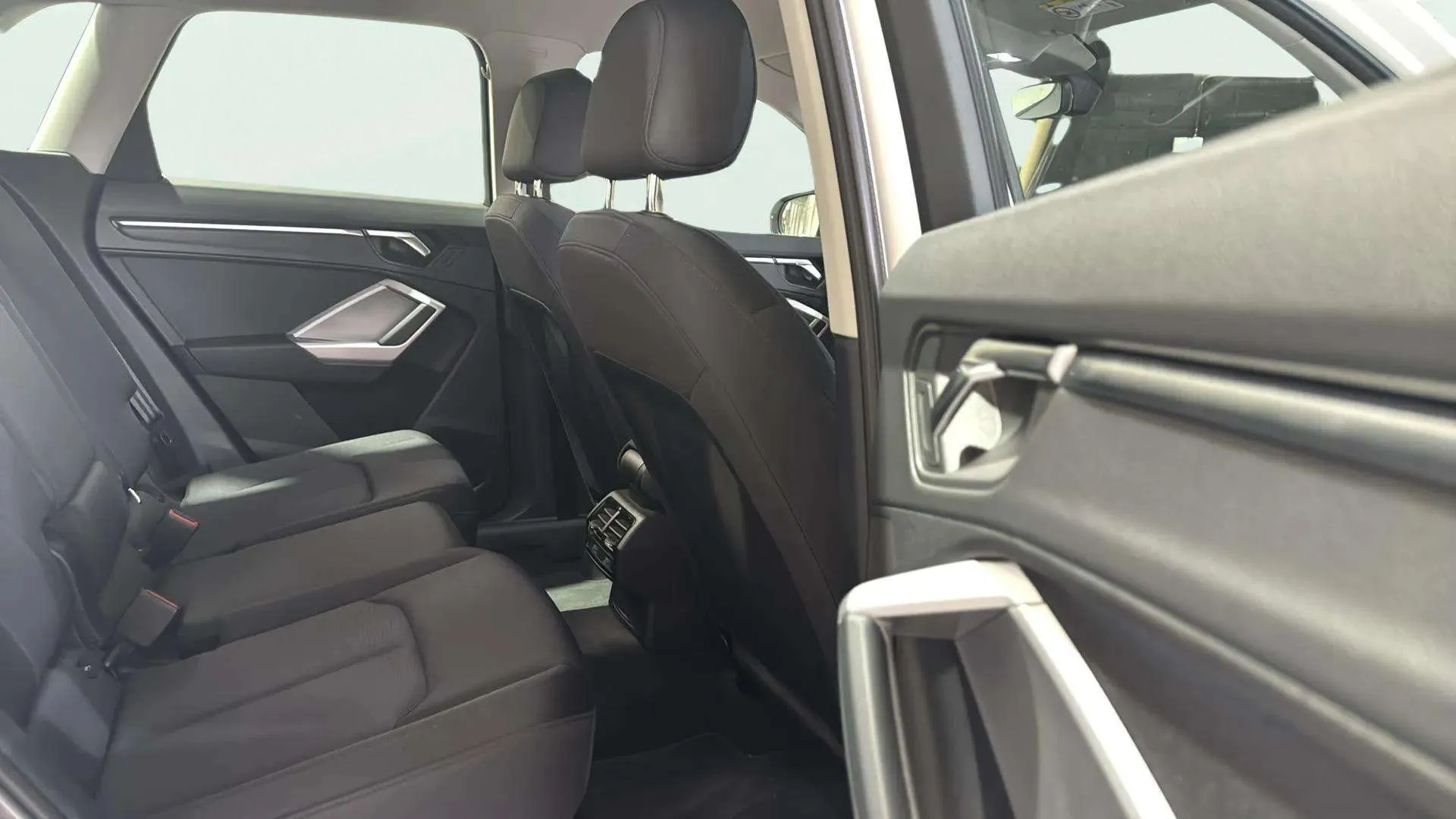 Audi Q3 Advanced 35 TDI quattro - foto 18