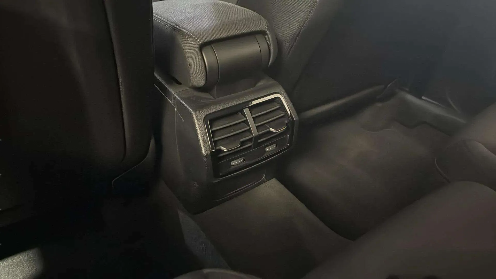 Audi Q3 Advanced 35 TDI quattro - foto 20
