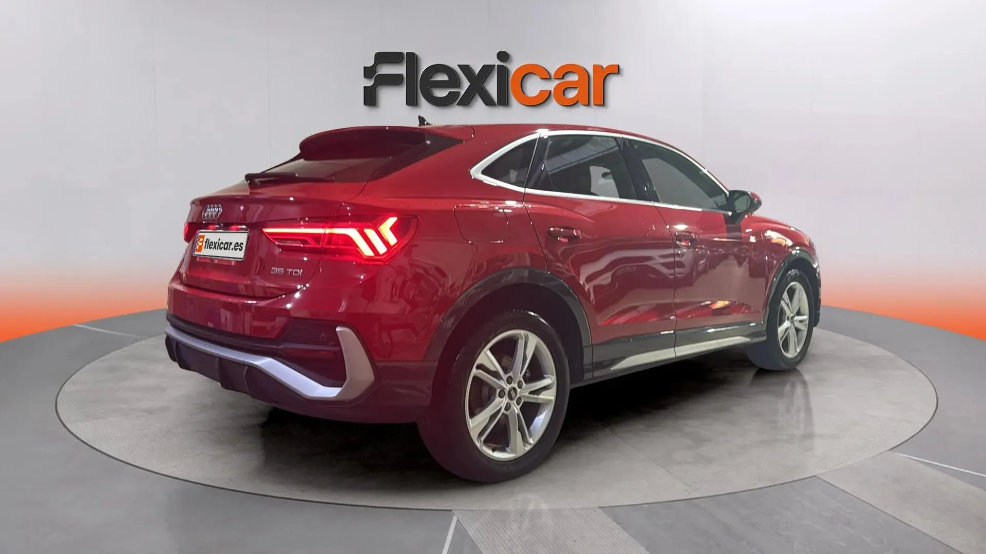 Audi Q3 S line 35 TDI S tronic - foto 7