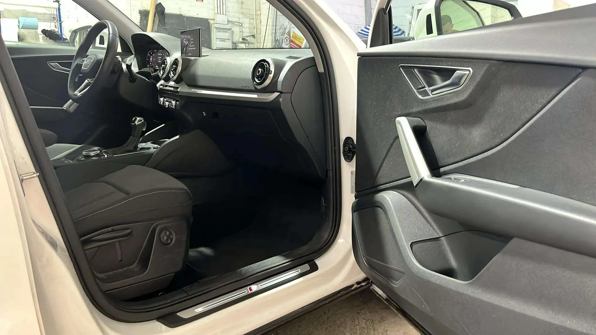 Audi Q2 S line 30 TDI S tronic - foto 13