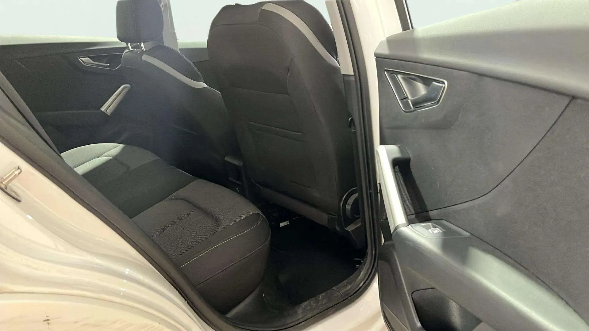 Audi Q2 S line 30 TDI S tronic - foto 14