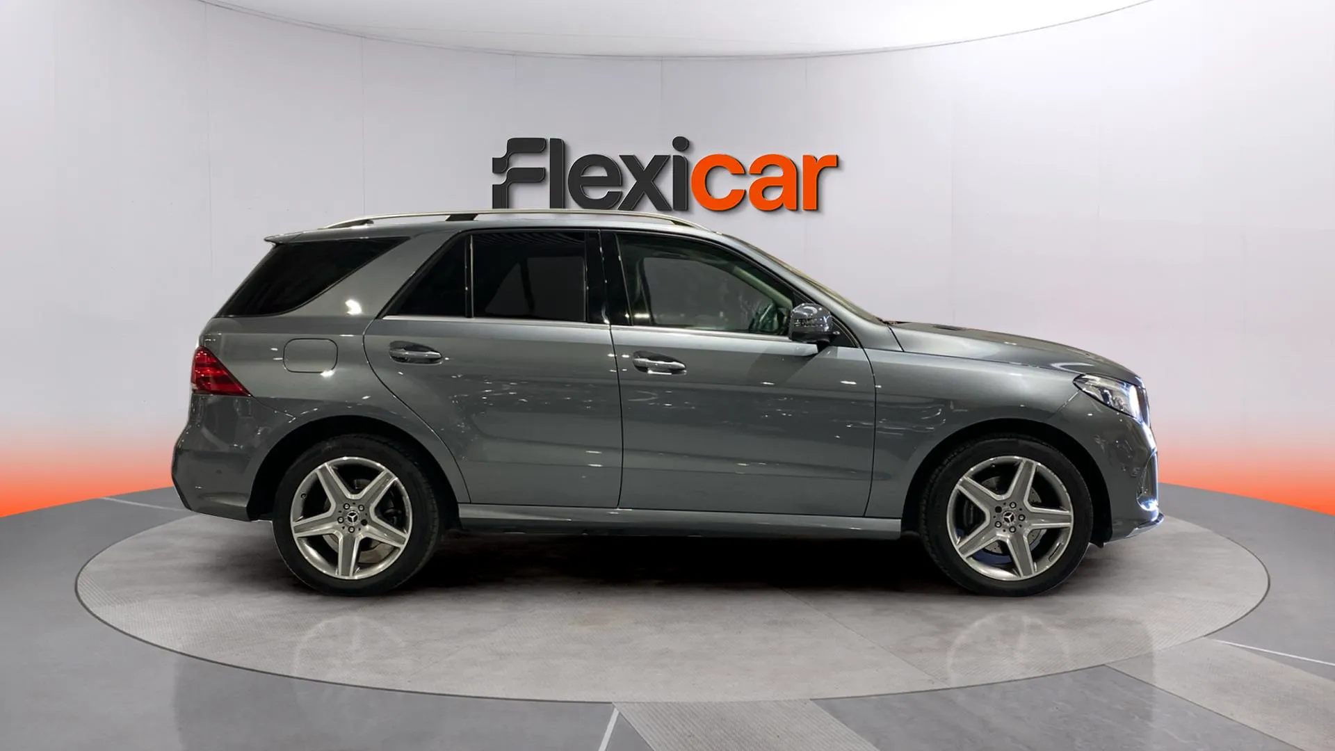 Mercedes-Benz GLE 250 d 4MATIC - foto 5