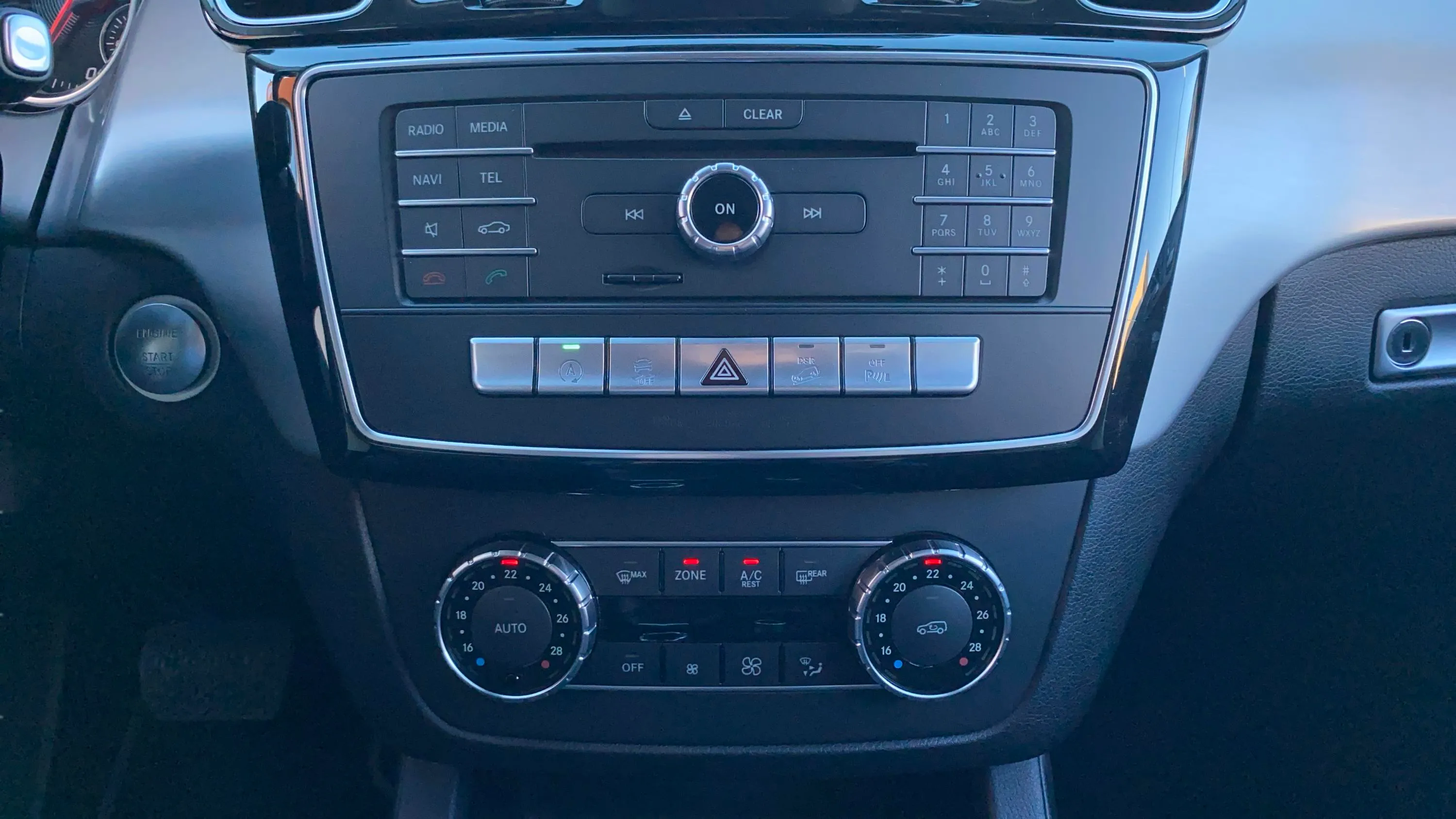 Mercedes-Benz GLE 250 d 4MATIC - foto 28
