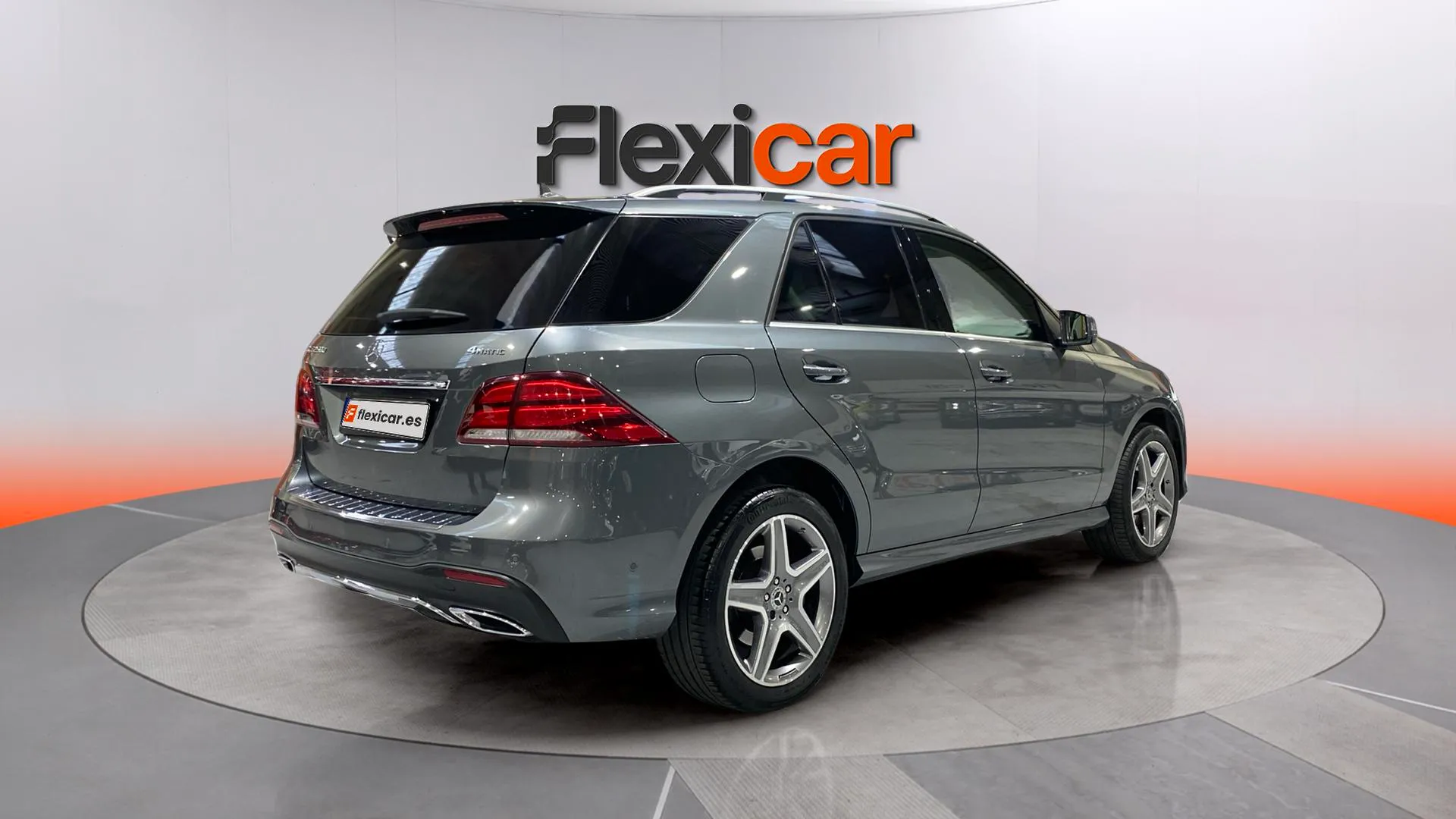 Mercedes-Benz GLE 250 d 4MATIC - foto 8
