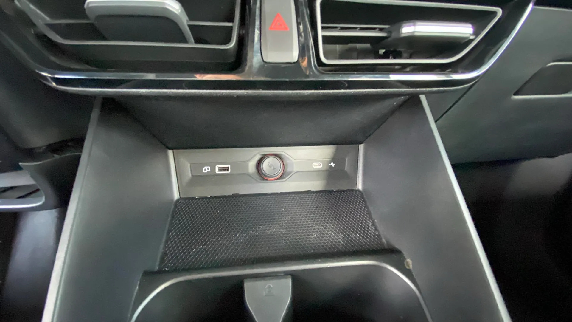 MG MG3 Hybrid+ Standard MY24 - foto 18