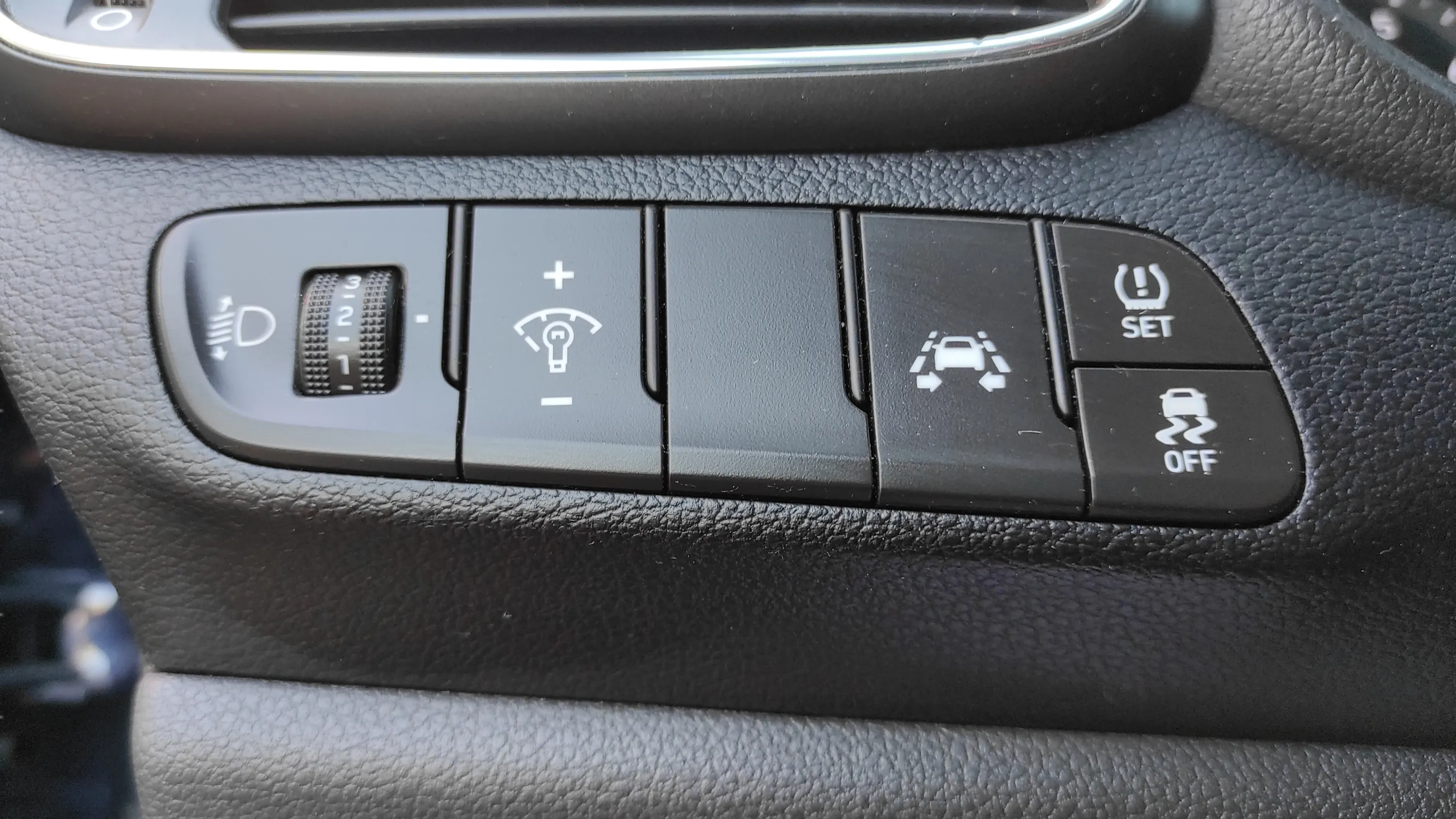 Hyundai i30 1.0 T-GDi Essence - foto 27