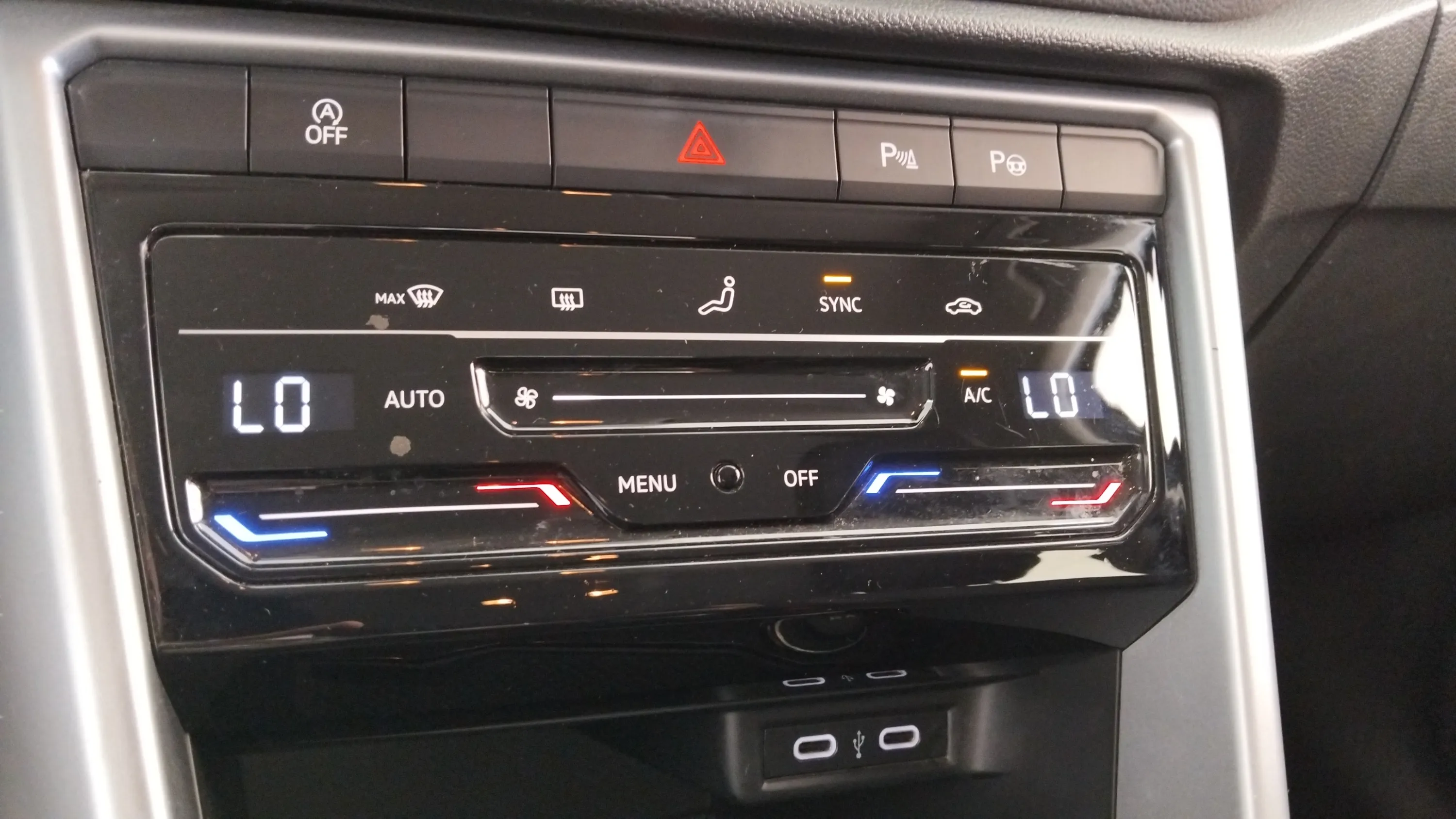 Volkswagen T-Roc Advance 1.0 TSI - foto 22