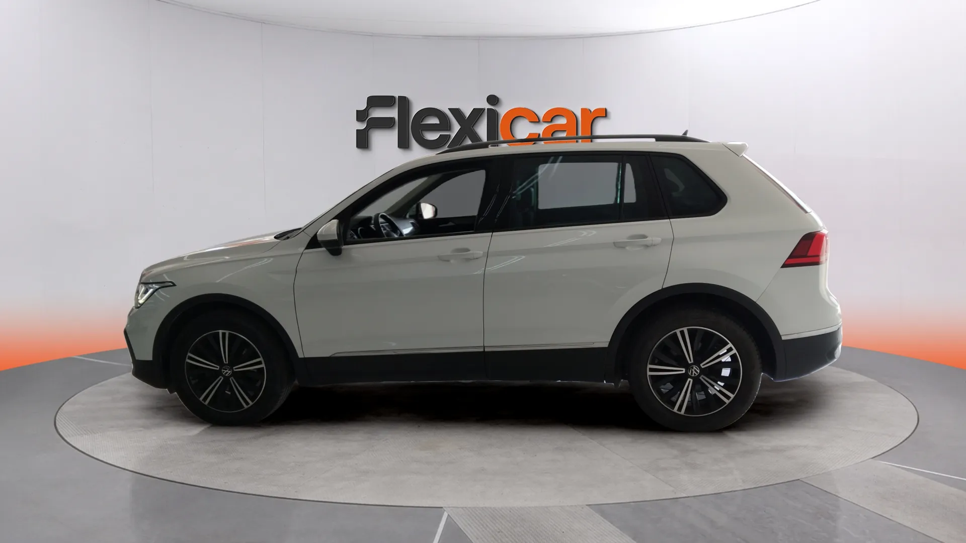 Volkswagen Tiguan Life 1.5 TSI DSG - foto 5