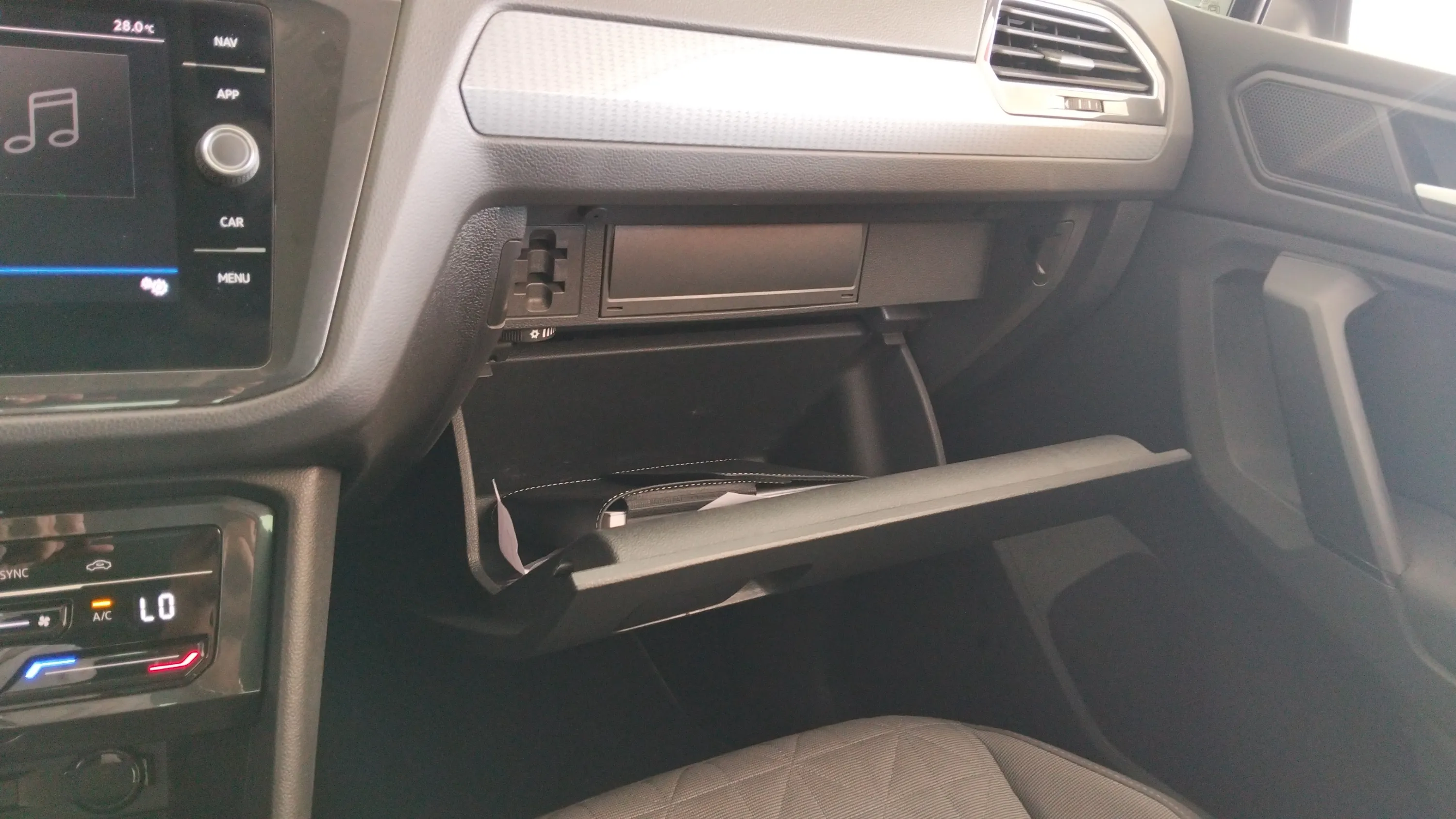 Volkswagen Tiguan Life 1.5 TSI DSG - foto 23