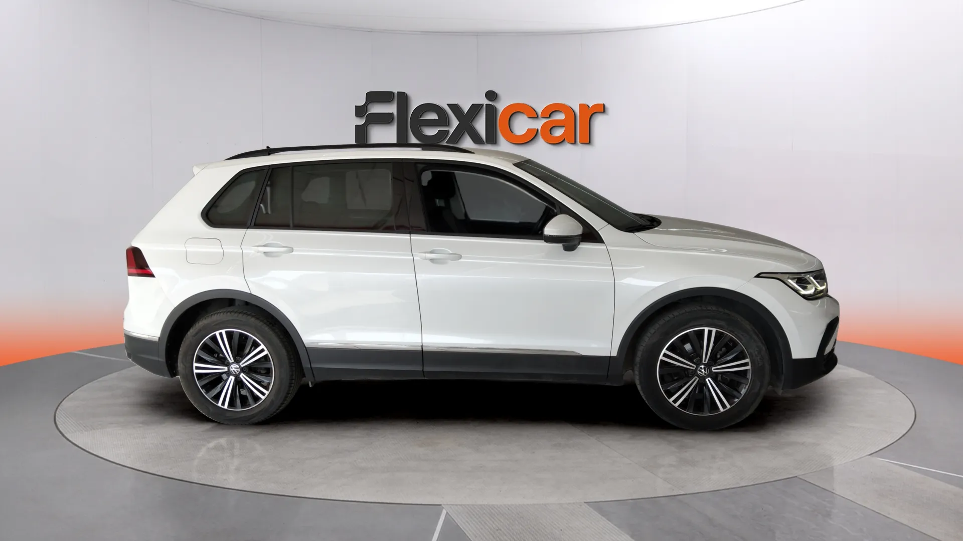 Volkswagen Tiguan Life 1.5 TSI DSG - foto 3