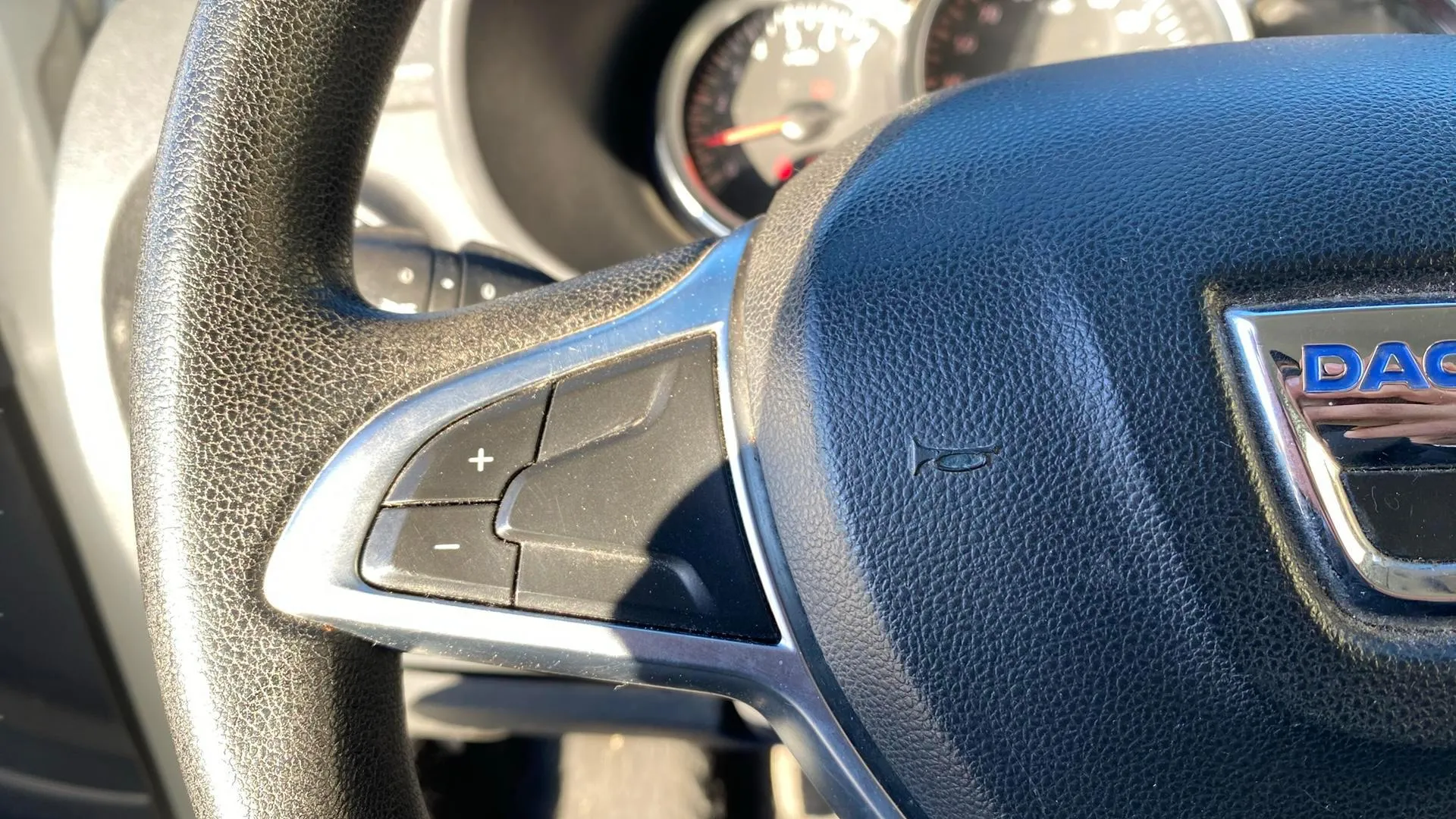 Dacia Lodgy Comfort Blue dCi 5 plazas 18 - foto 14