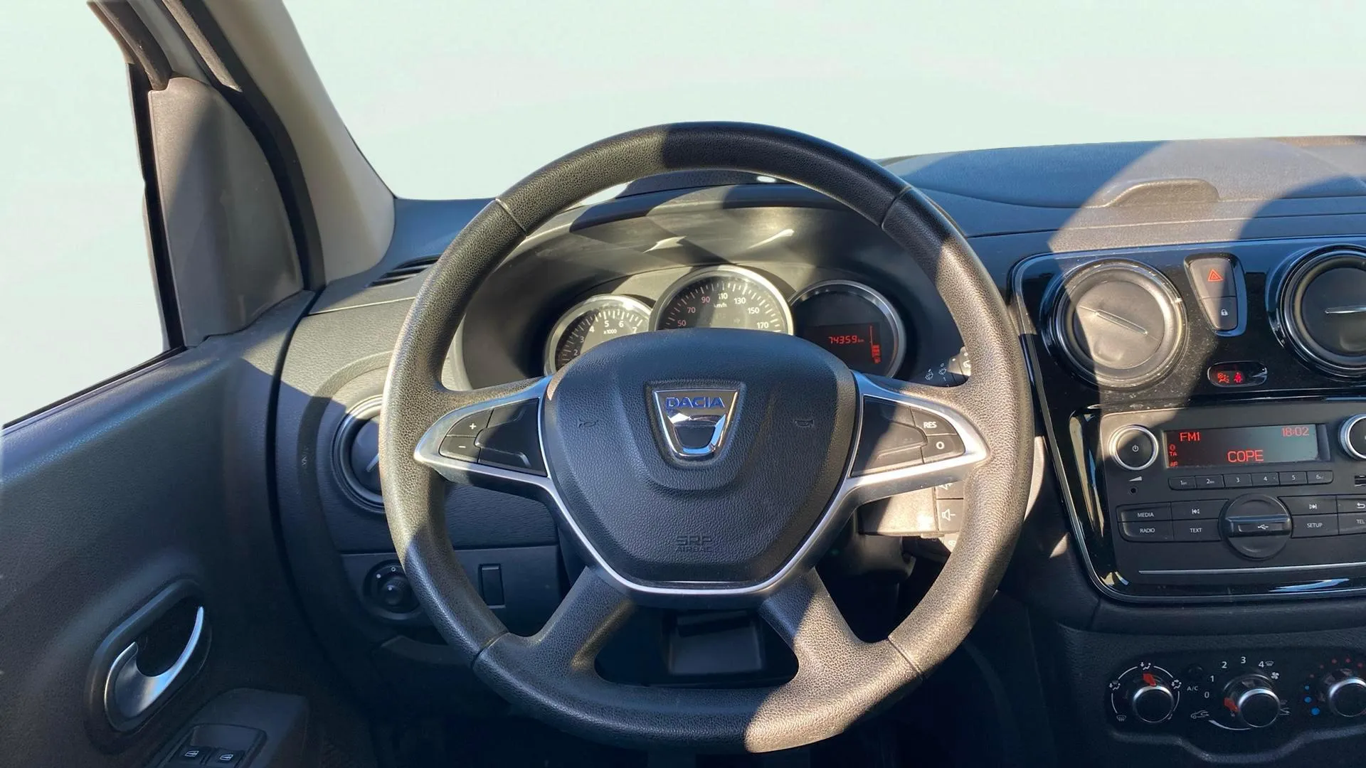 Dacia Lodgy Comfort Blue dCi 5 plazas 18 - foto 12