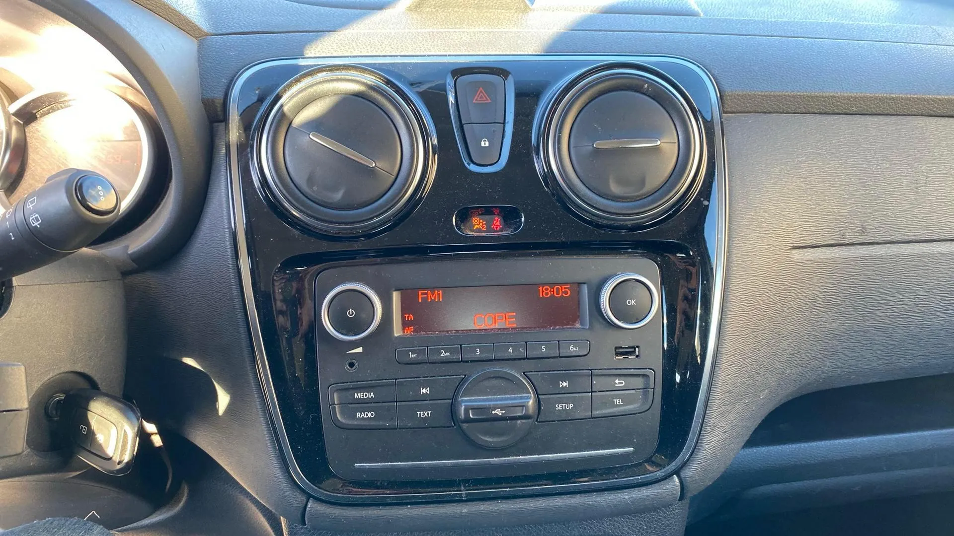 Dacia Lodgy Comfort Blue dCi 5 plazas 18 - foto 17