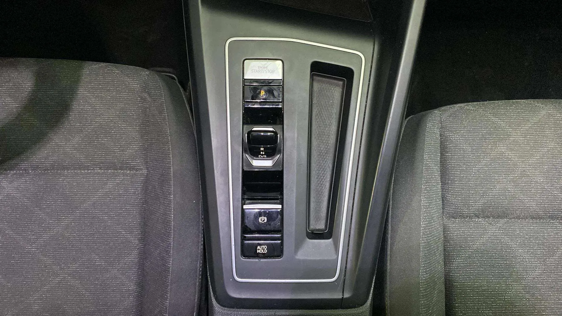 Volkswagen Golf Life 1.5 eTSI DSG Variant - foto 17