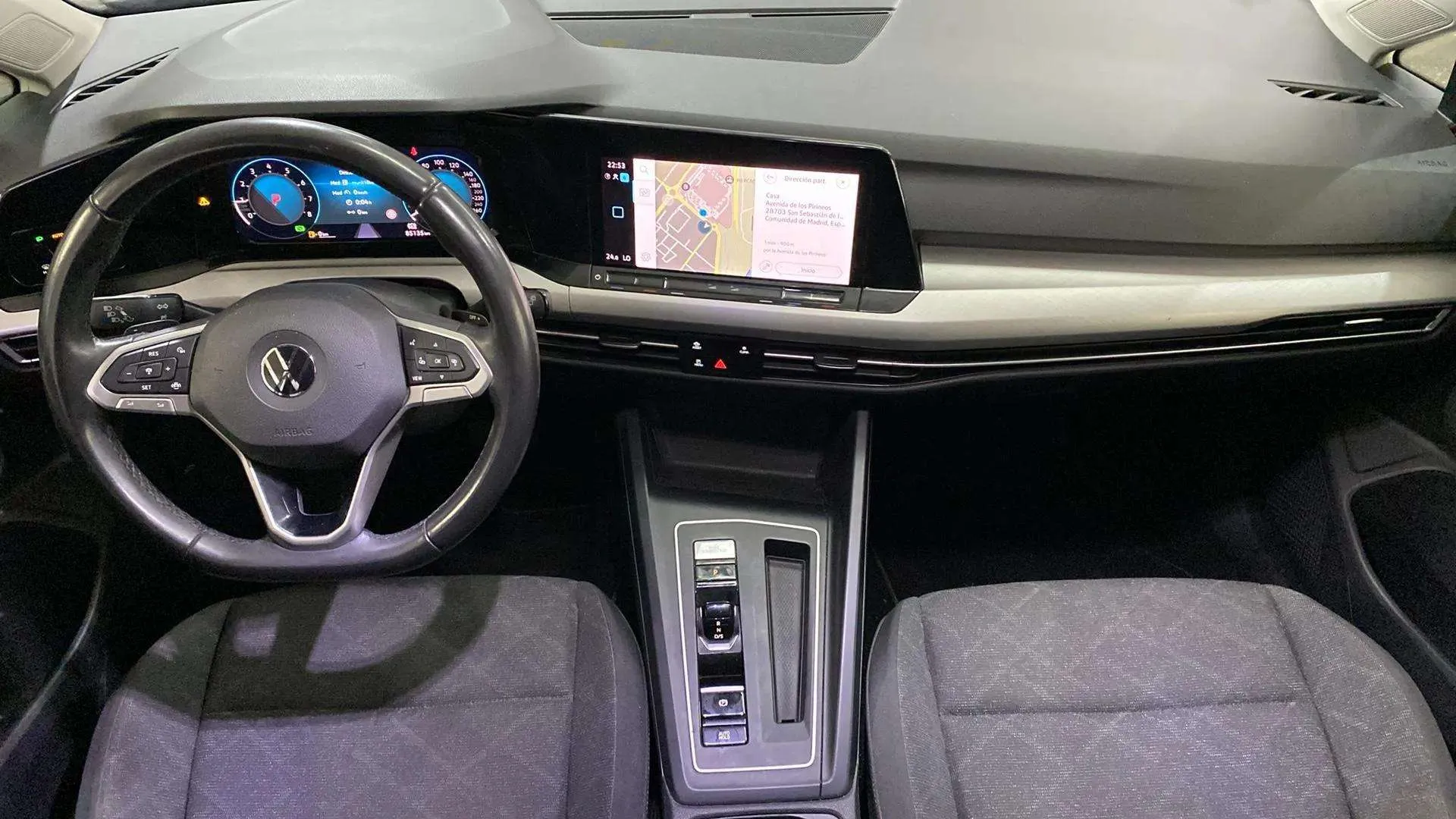 Volkswagen Golf Life 1.5 eTSI DSG Variant - foto 14