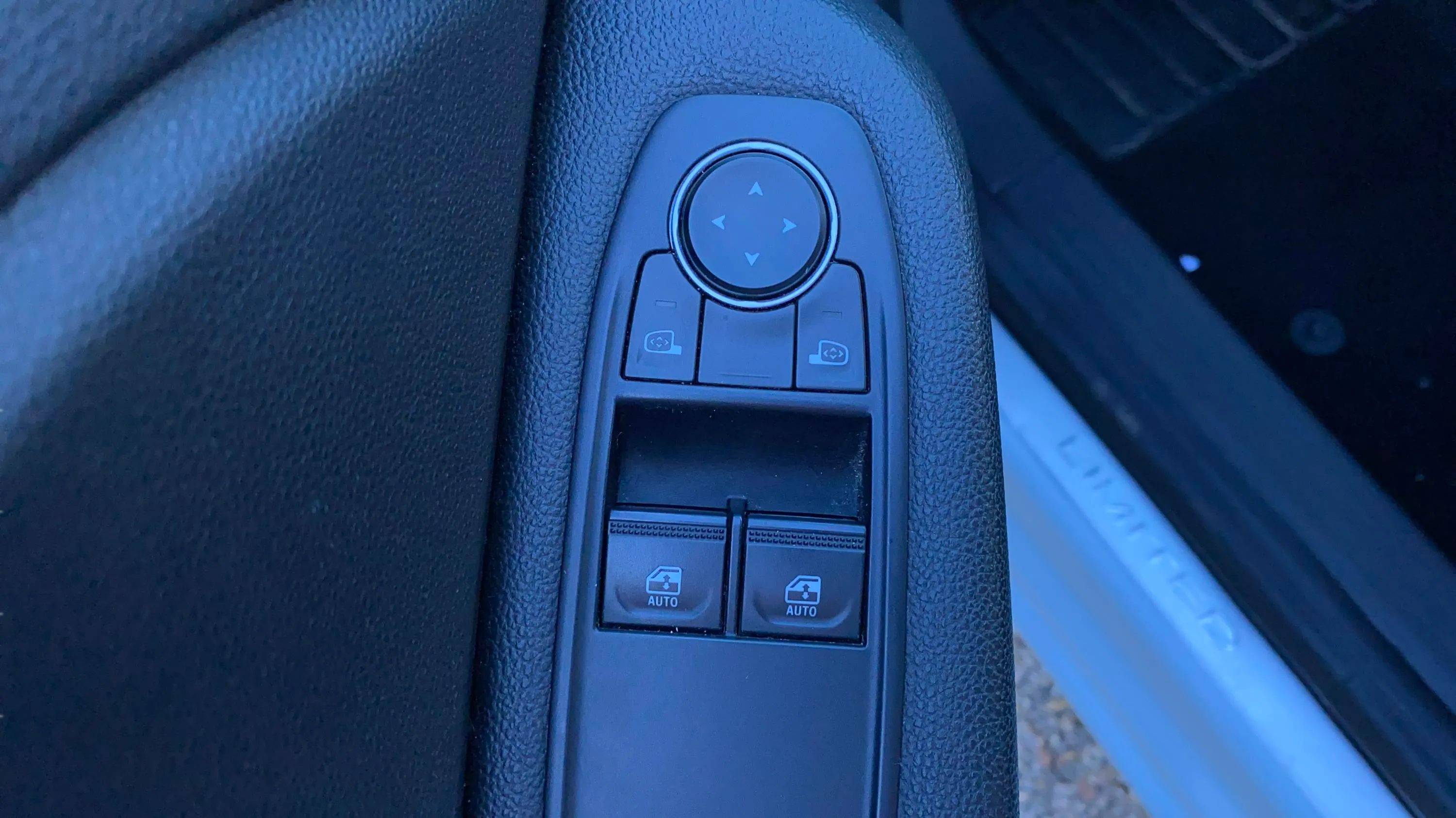 Renault Clio Serie limitada Limited TCe - foto 16
