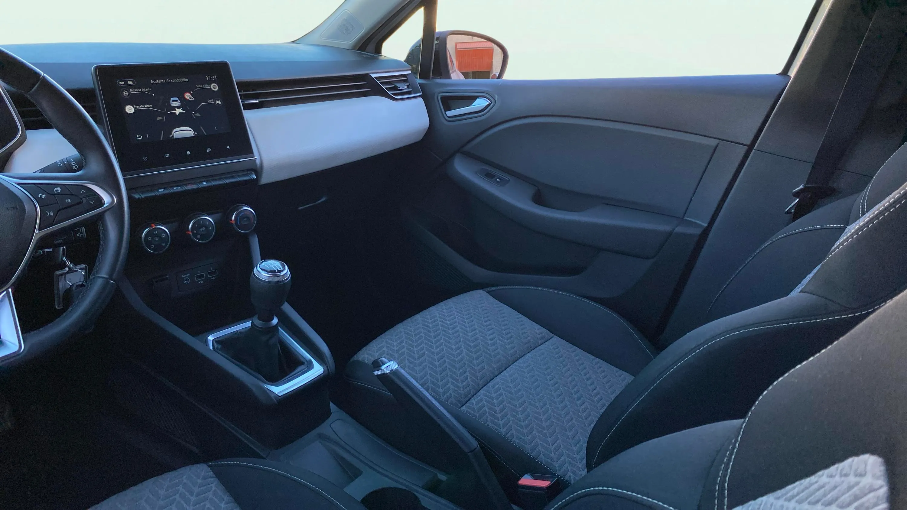 Renault Clio Serie limitada Limited TCe - foto 28
