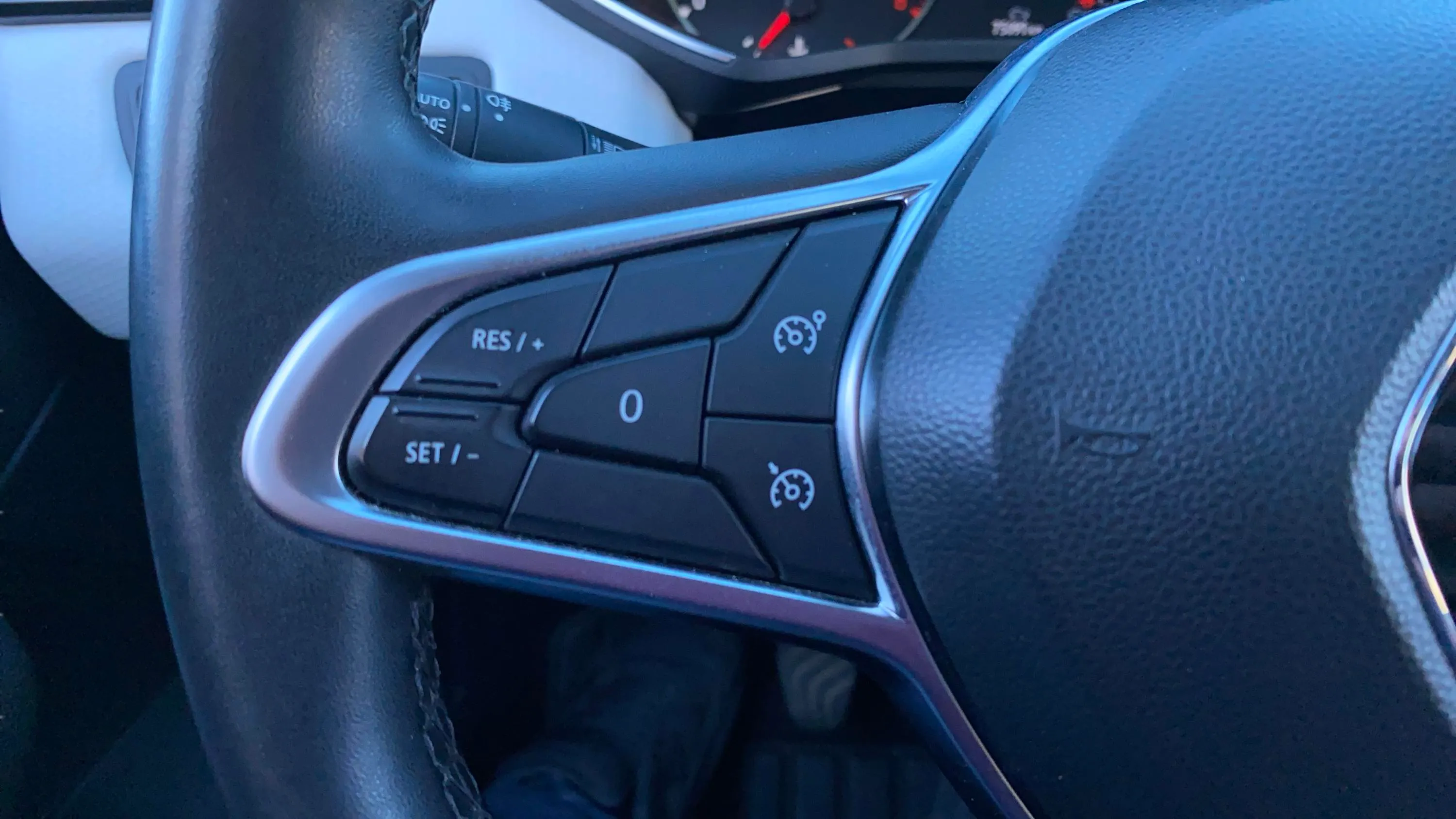 Renault Clio Serie limitada Limited TCe - foto 18