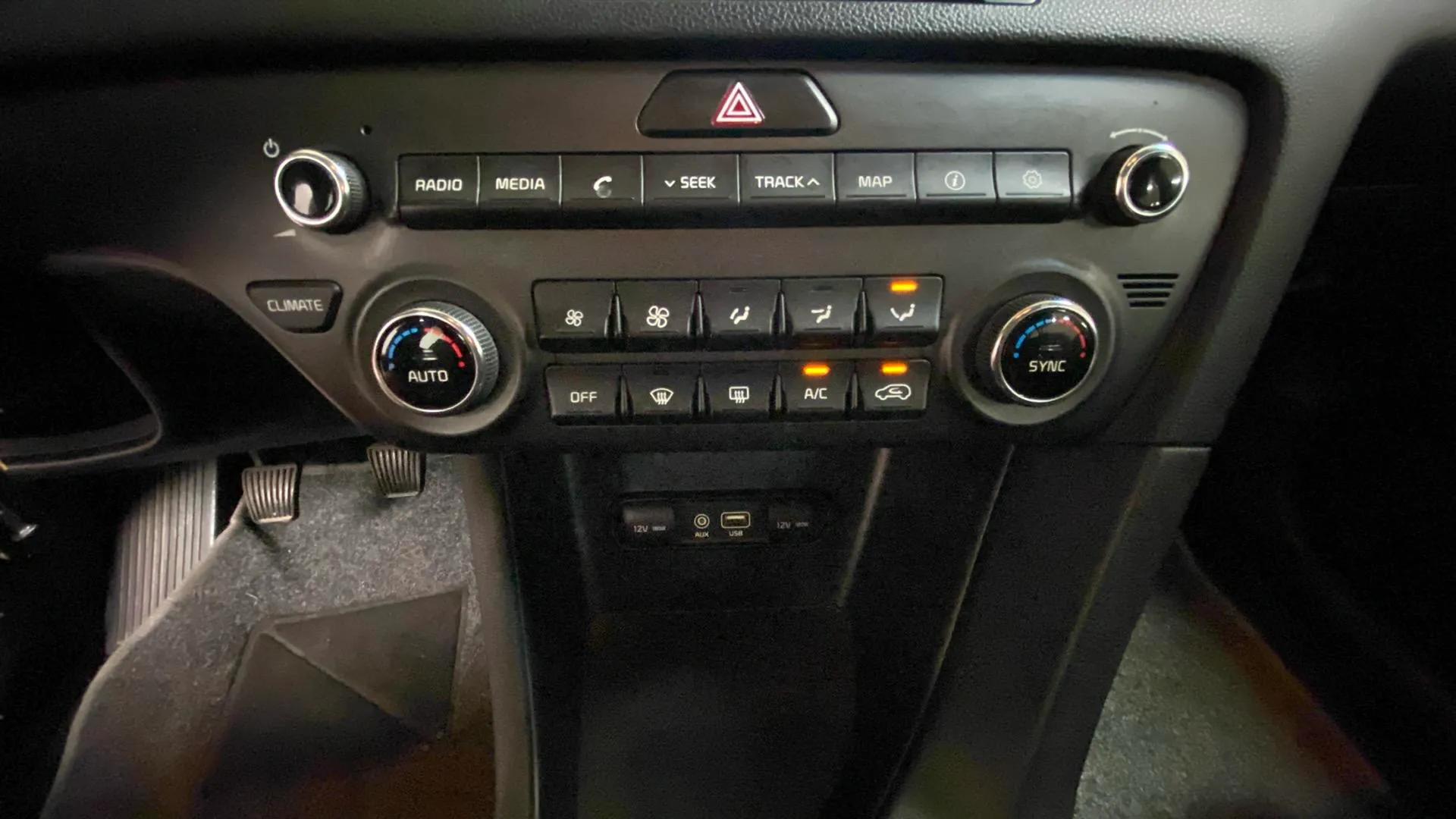 Kia Sportage 1.6 CRDi Drive 4x2 - foto 21