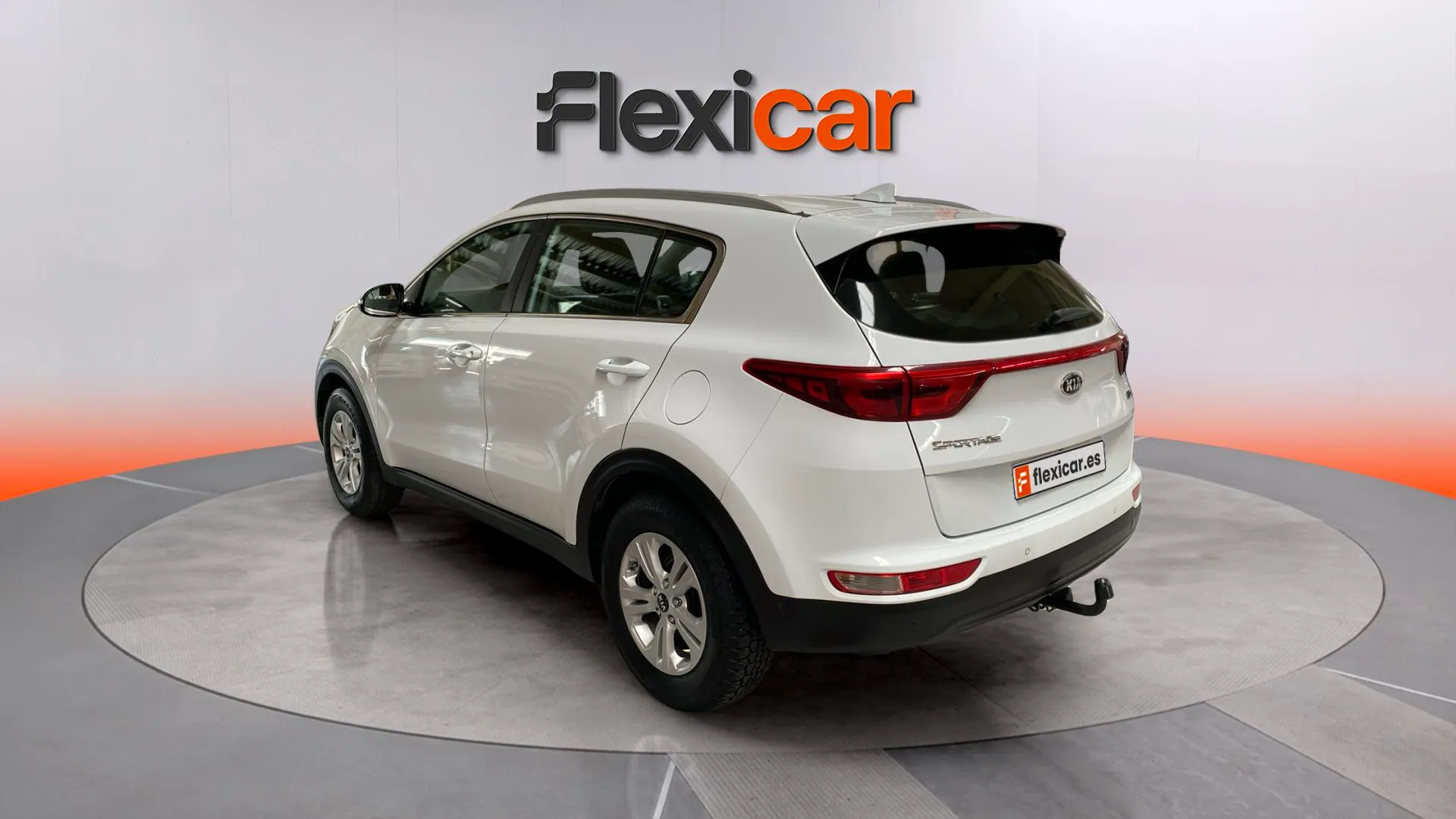 Kia Sportage 1.6 CRDi Drive 4x2 - foto 6
