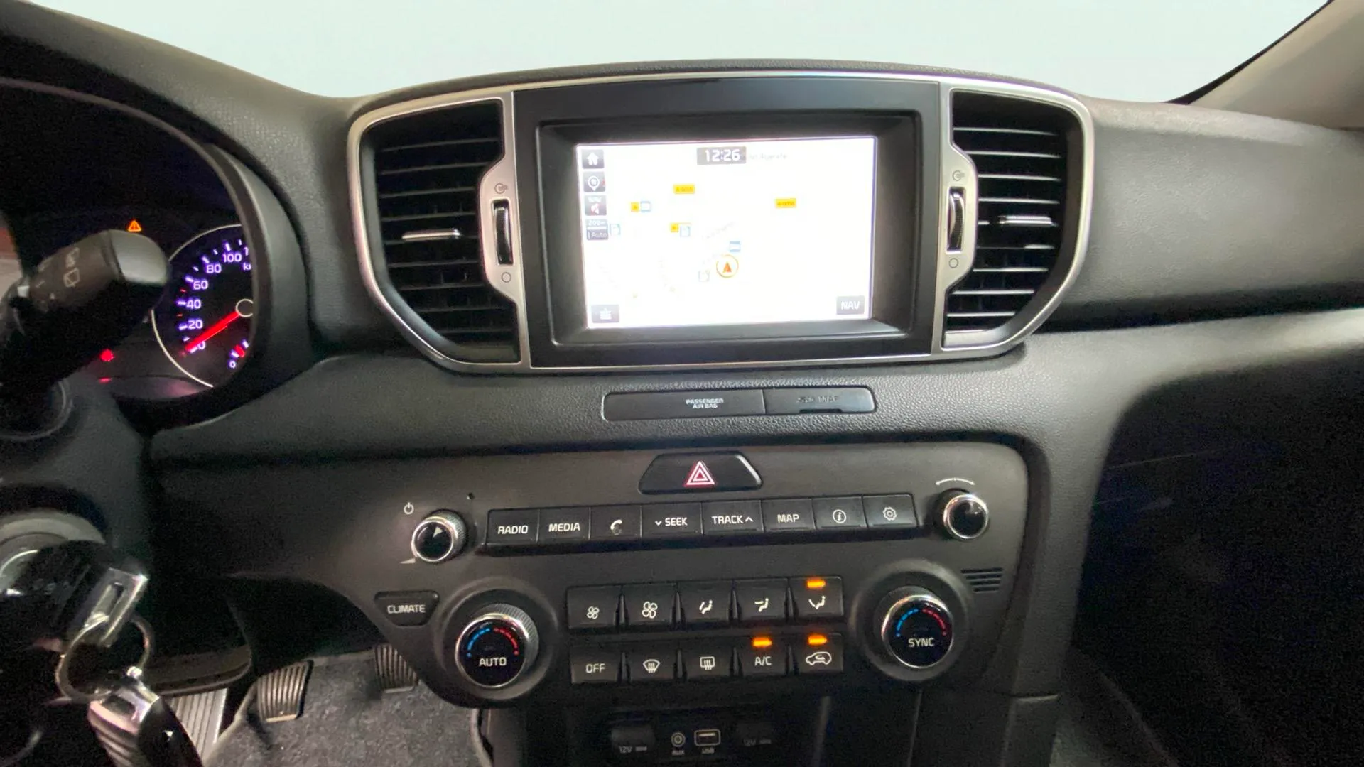 Kia Sportage 1.6 CRDi Drive 4x2 - foto 18