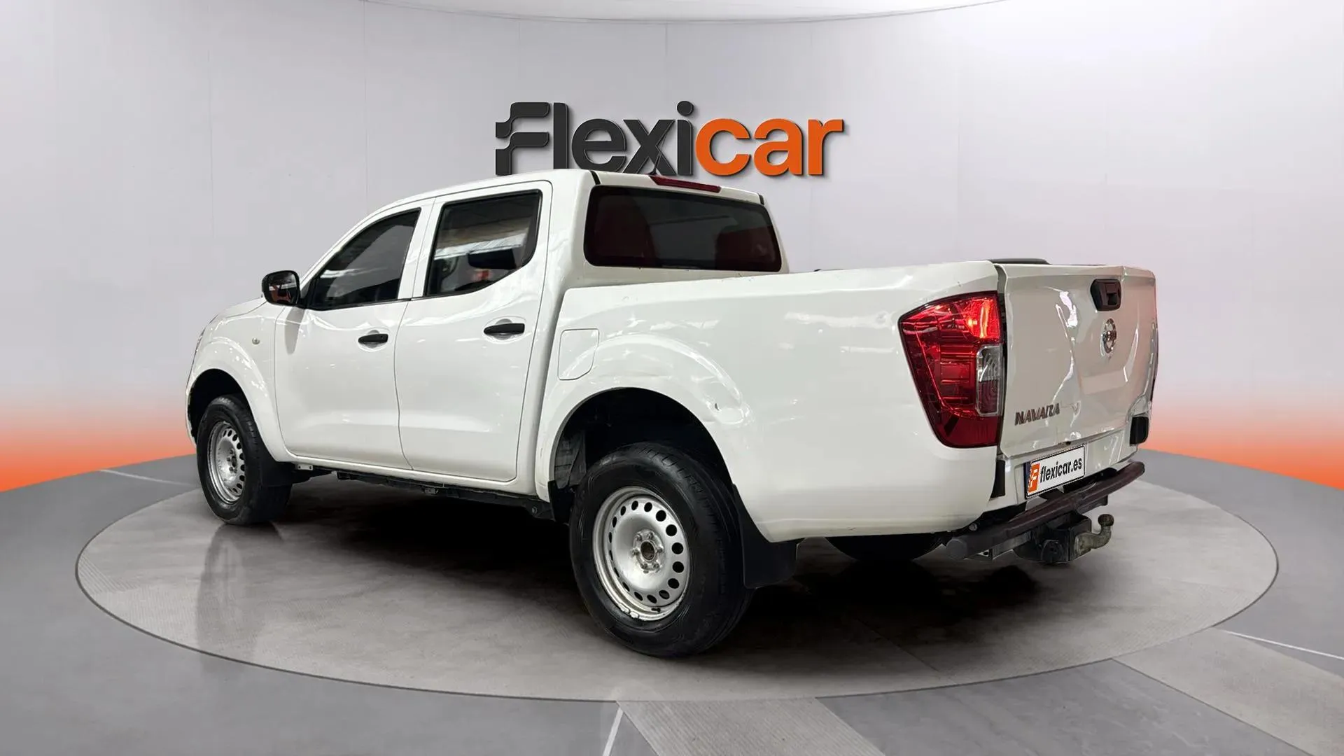 Nissan Navara Diesel Navara 2.3dCi Doble Cabina Visia - foto 5