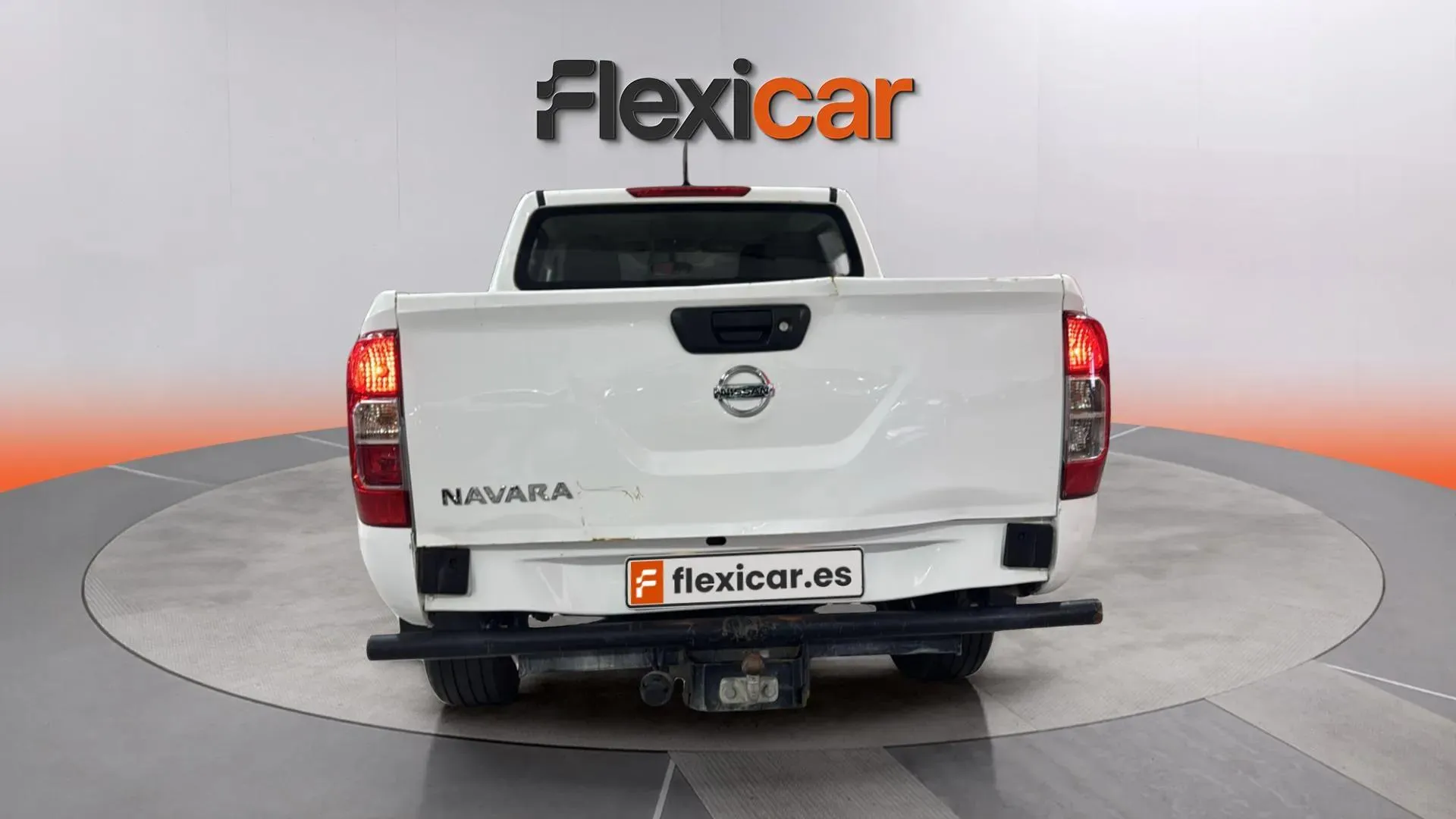 Nissan Navara Diesel Navara 2.3dCi Doble Cabina Visia - foto 6