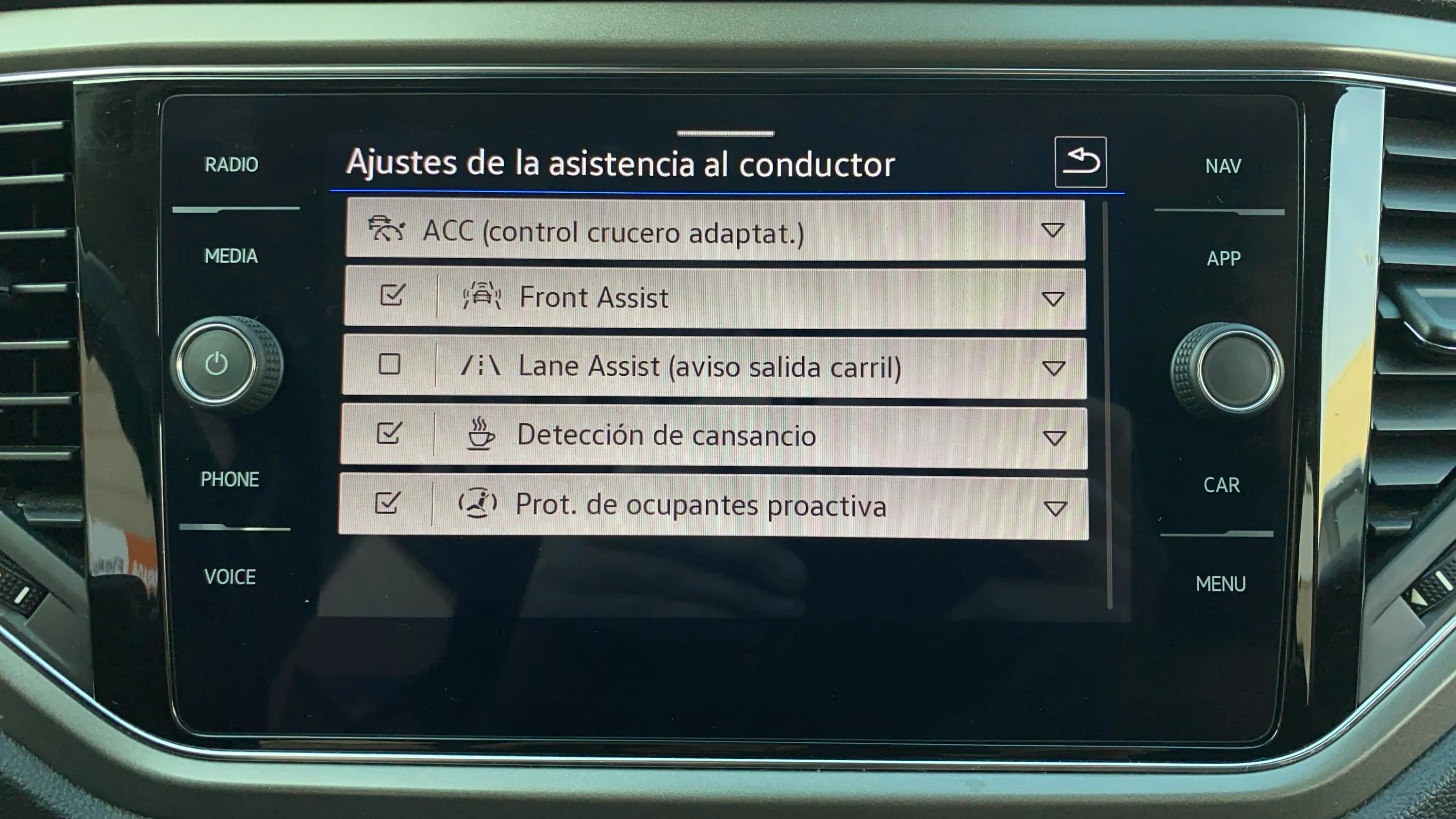 Volkswagen T-Roc Advance 1.6 TDI - foto 26