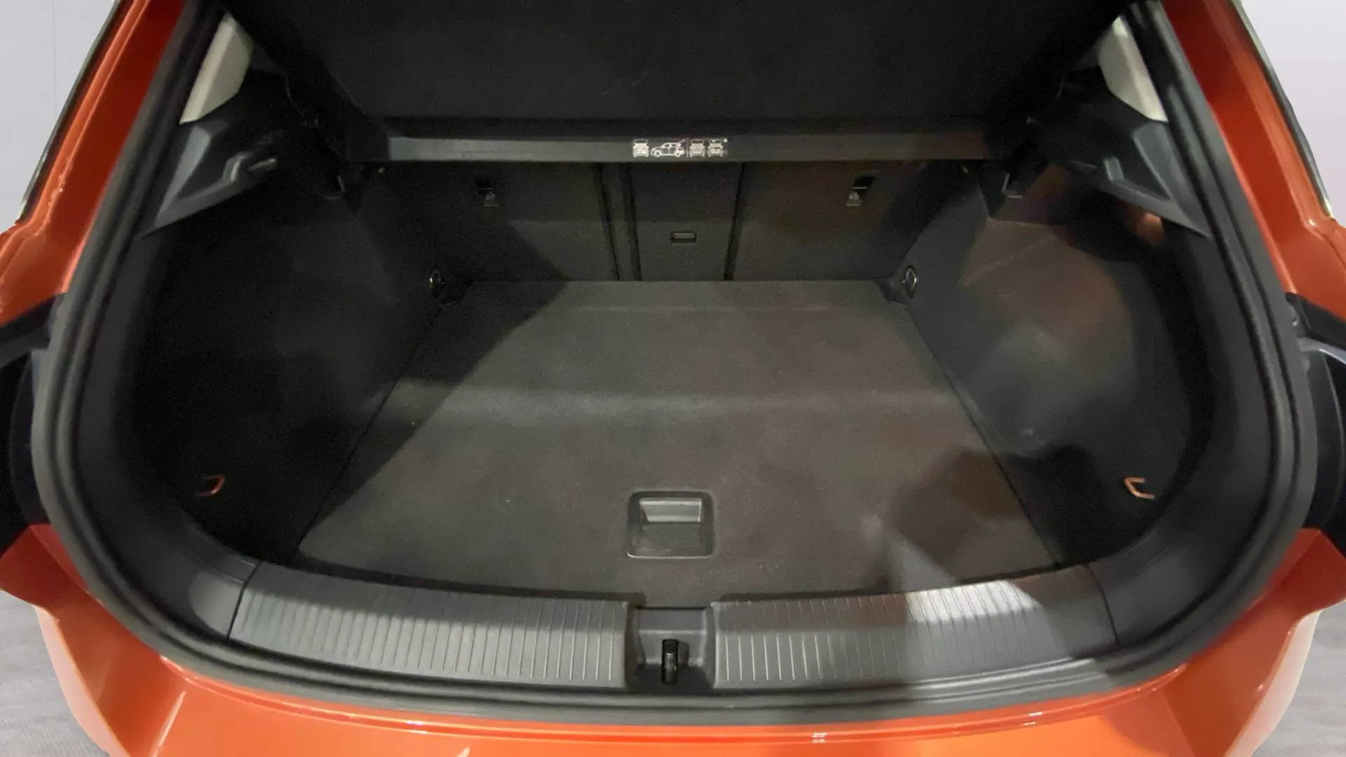Volkswagen T-Roc Advance 1.6 TDI - foto 9
