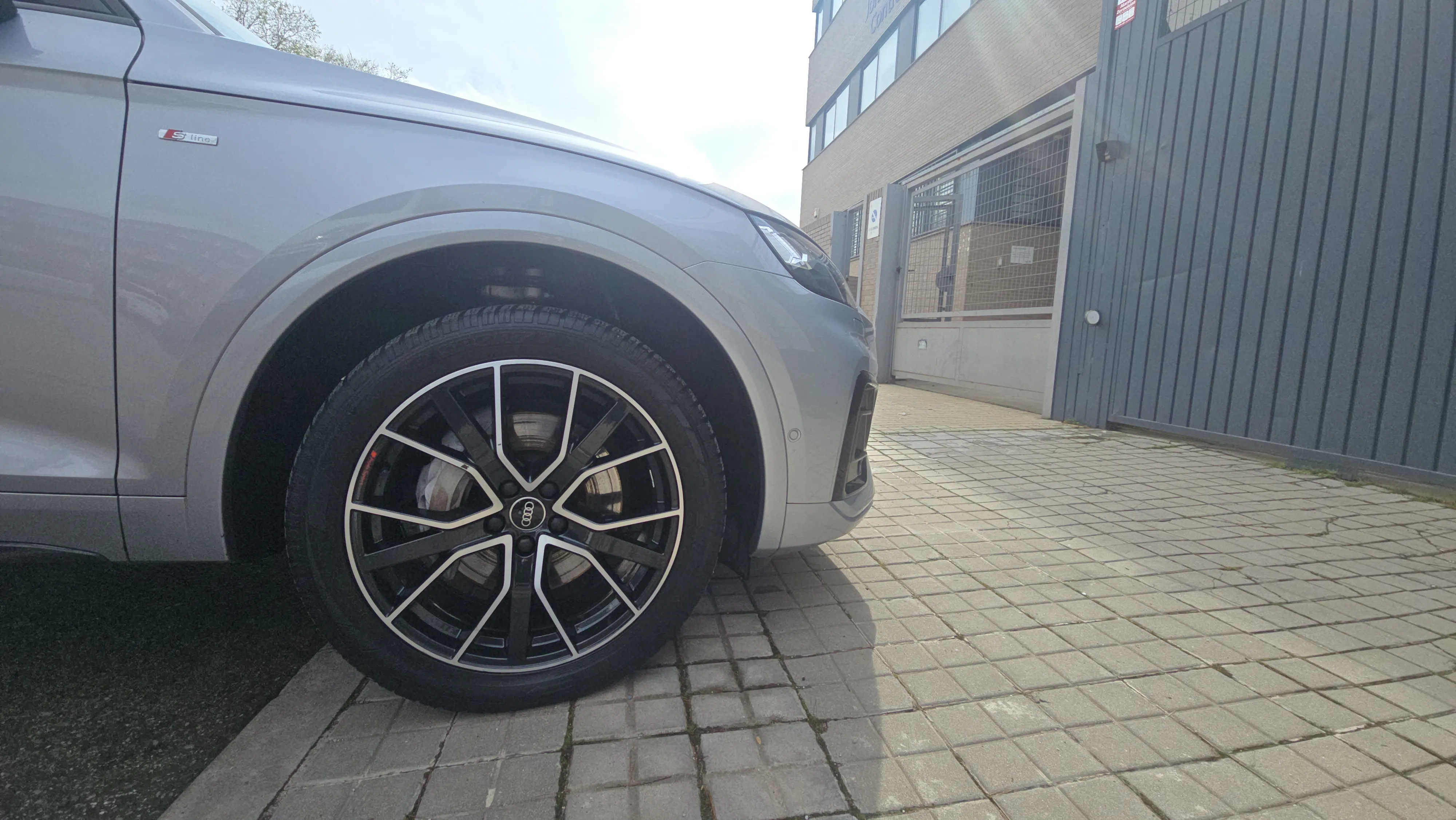 Audi Q5 Black Line 50 TFSI e quattro - foto 14