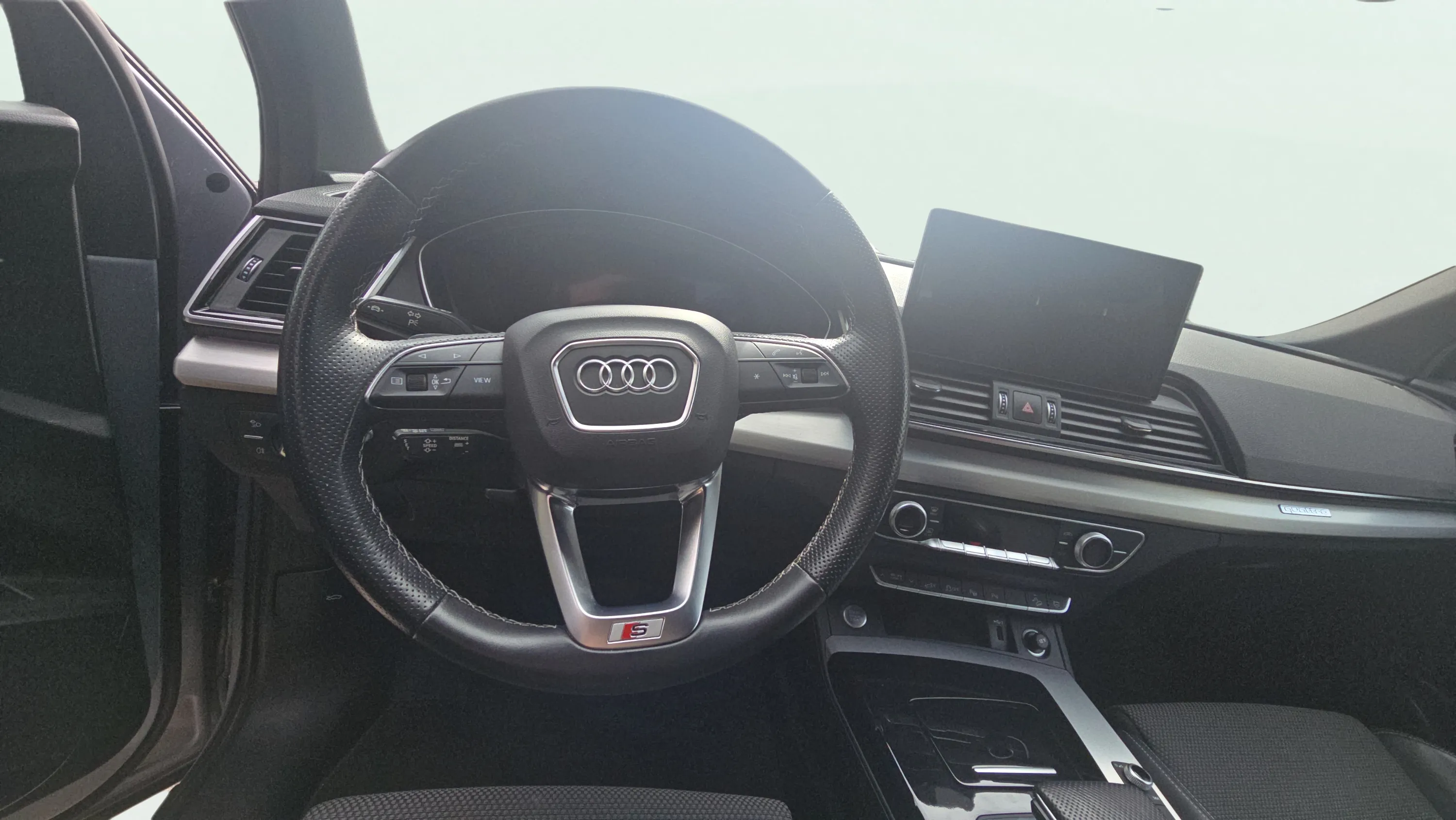 Audi Q5 Black Line 50 TFSI e quattro - foto 8