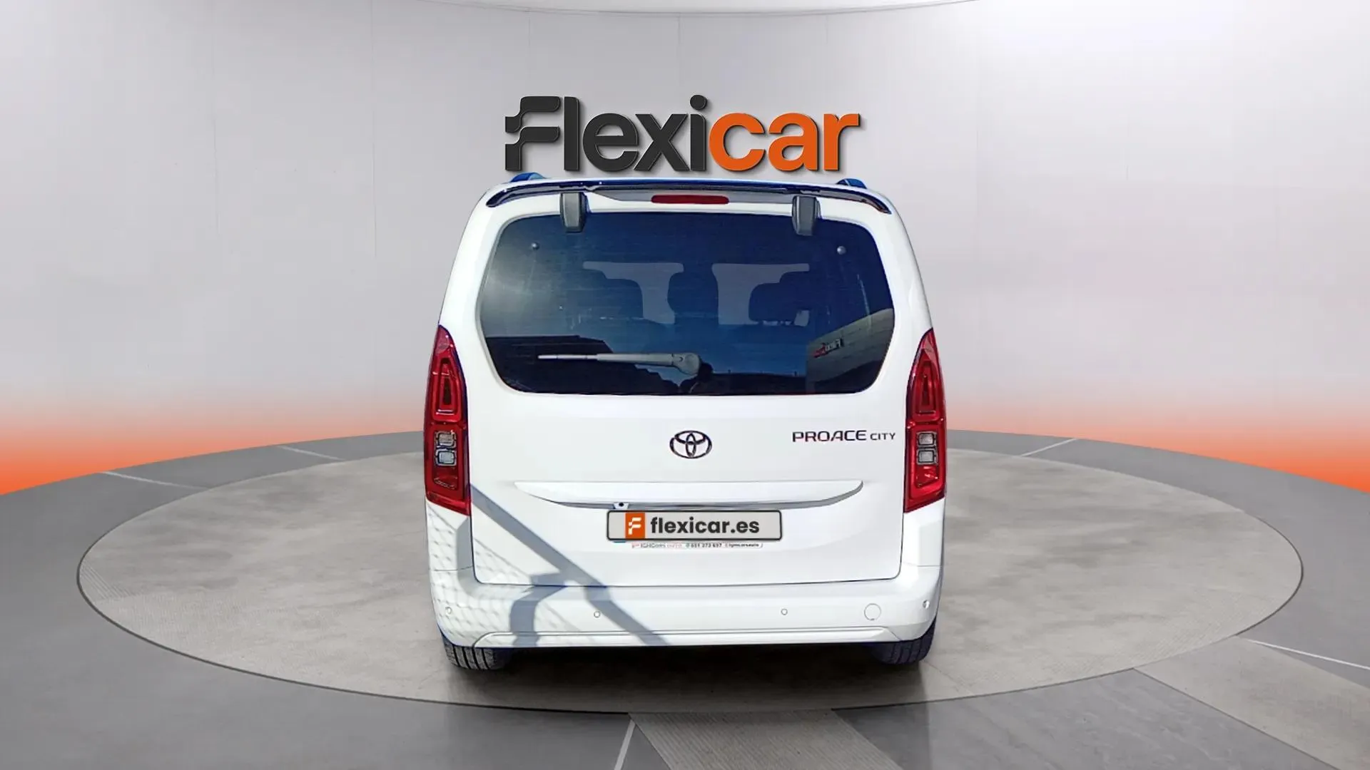 Toyota Proace City 1.199 Olivina L1 - foto 5