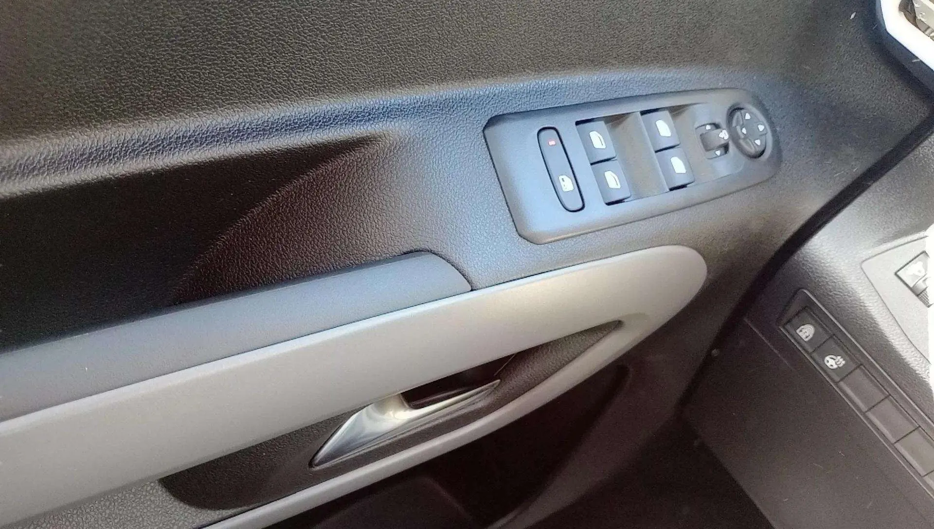 Toyota Proace City 1.199 Olivina L1 - foto 16