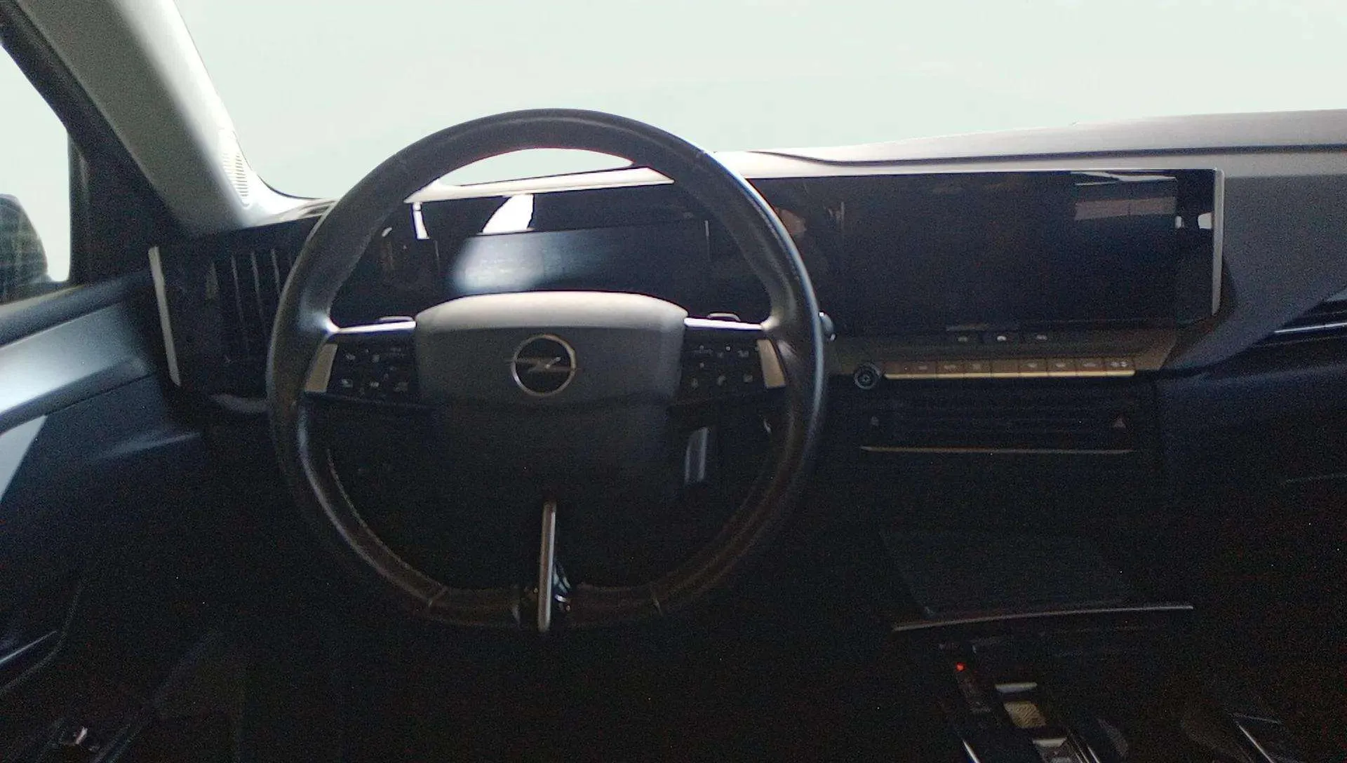 Opel Astra 1.6T Hybrid GS - foto 9
