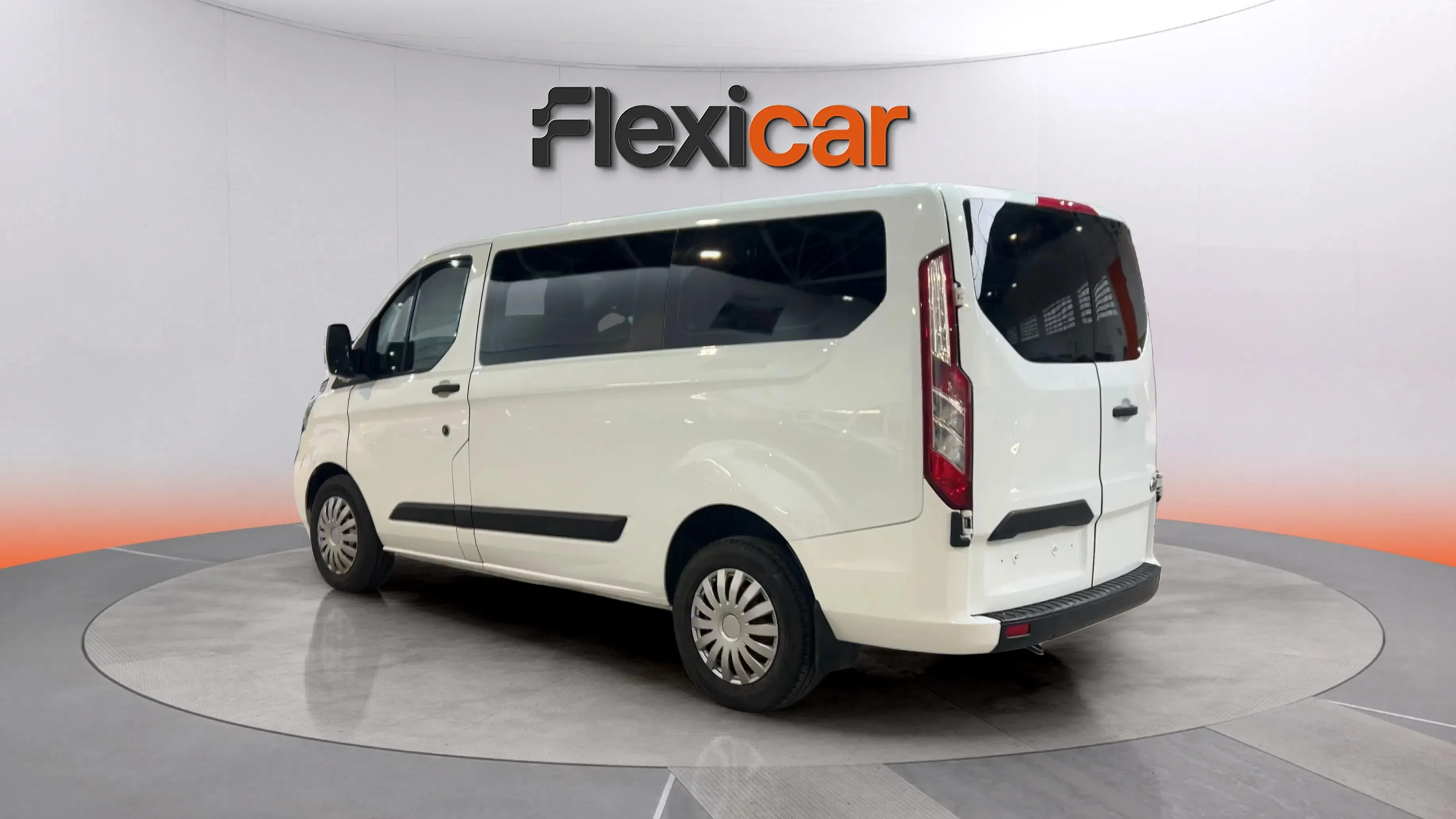 Ford Transit Custom Kombi 2.0 TDCi 320 L1 Nugget - foto 5