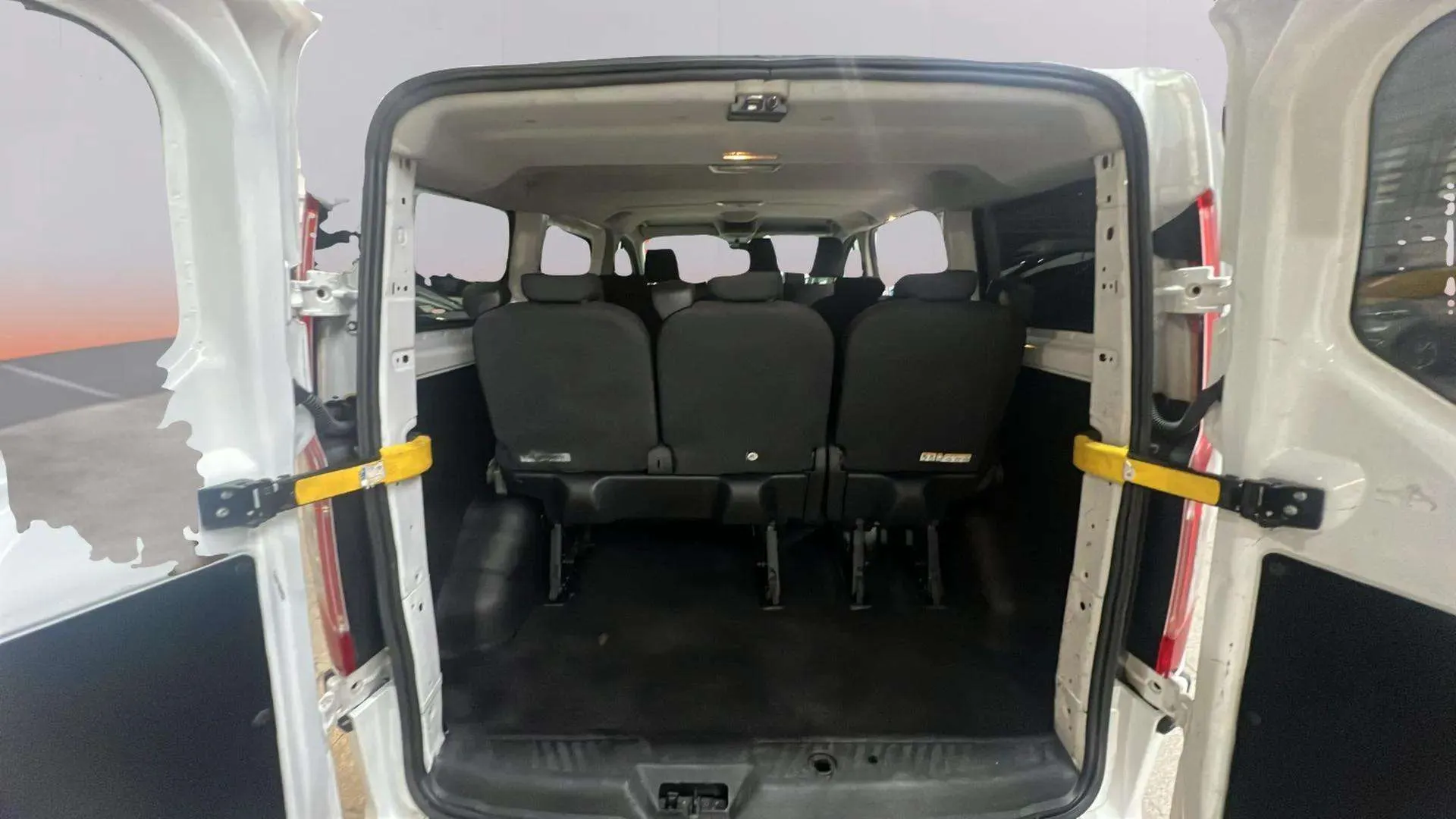 Ford Transit Custom Kombi 2.0 TDCi 320 L1 Nugget - foto 23