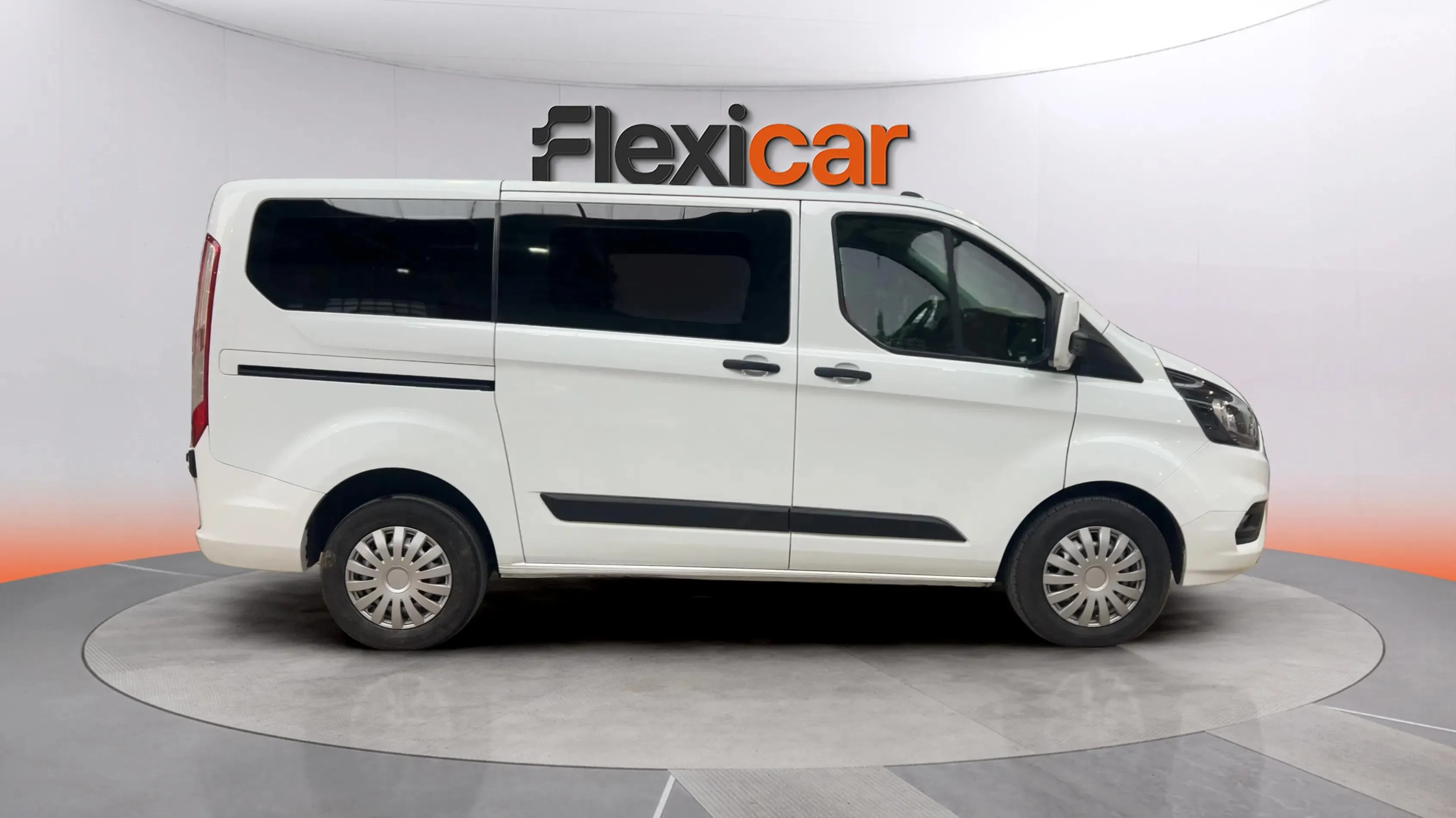 Ford Transit Custom Kombi 2.0 TDCi 320 L1 Nugget - foto 8
