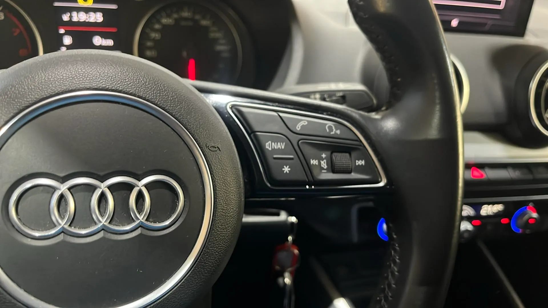 Audi Q2 Sport 35 TFSI S tronic - foto 15
